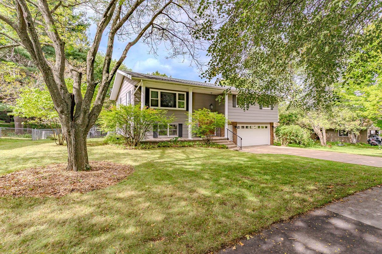 4122 BRIARWOOD AVENUE Property Photo 1
