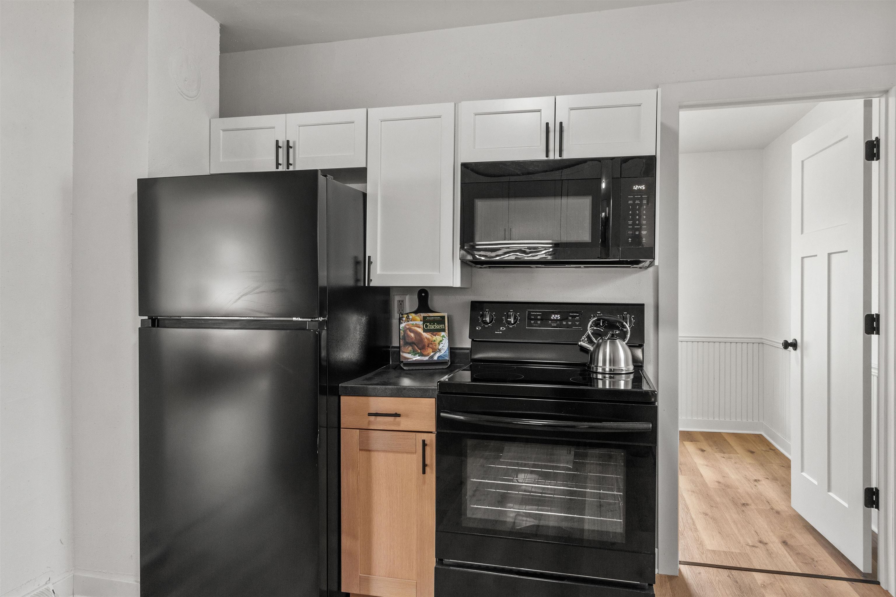1531 Oak Street Property Photo 6