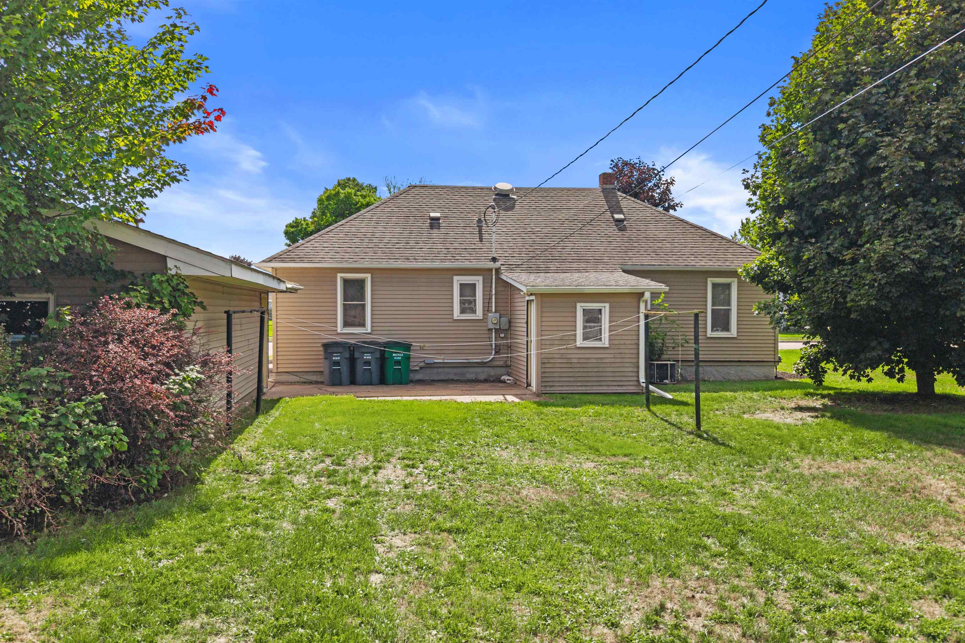 1531 Oak Street Property Photo 31