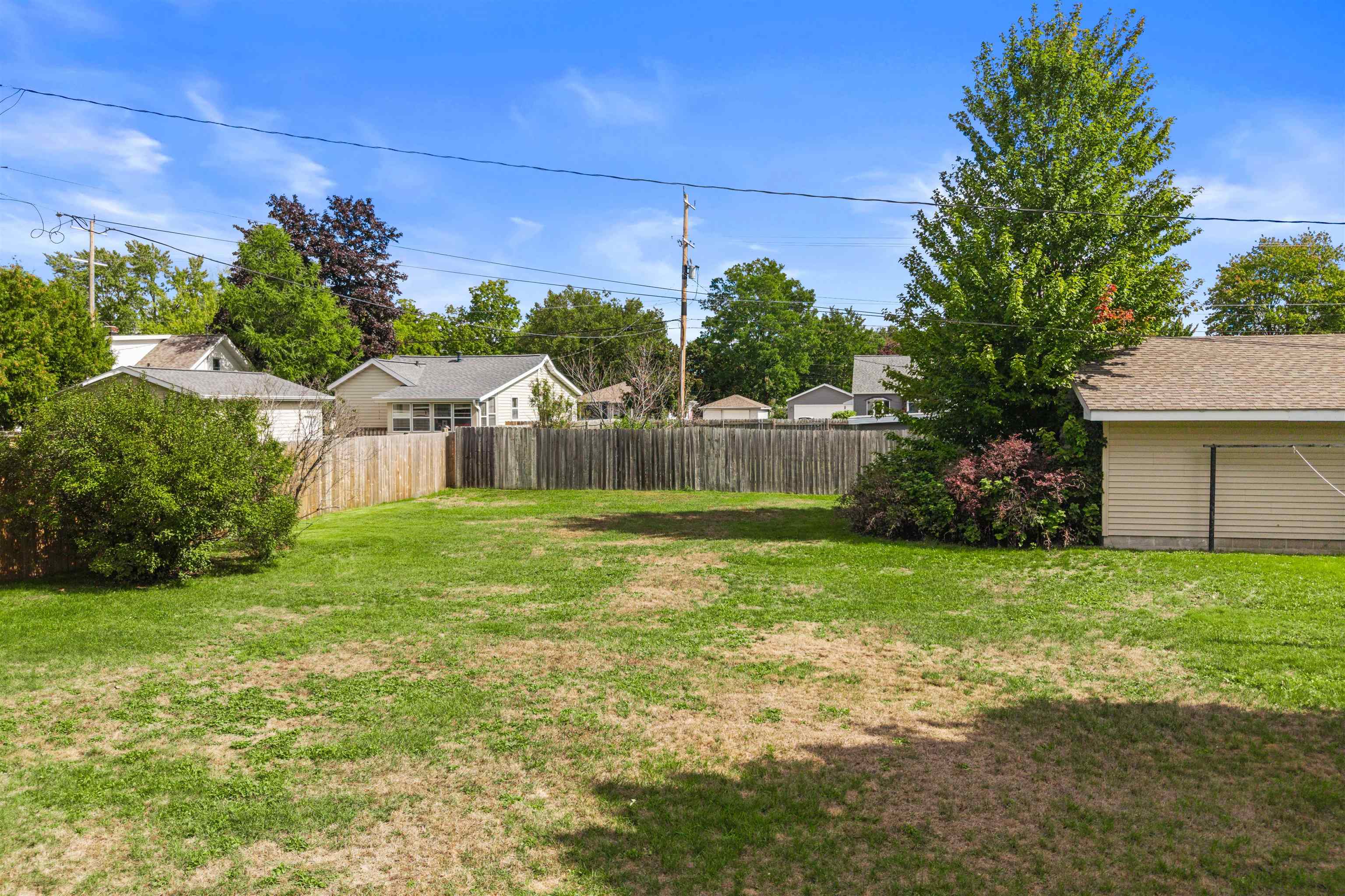 1531 Oak Street Property Photo 36