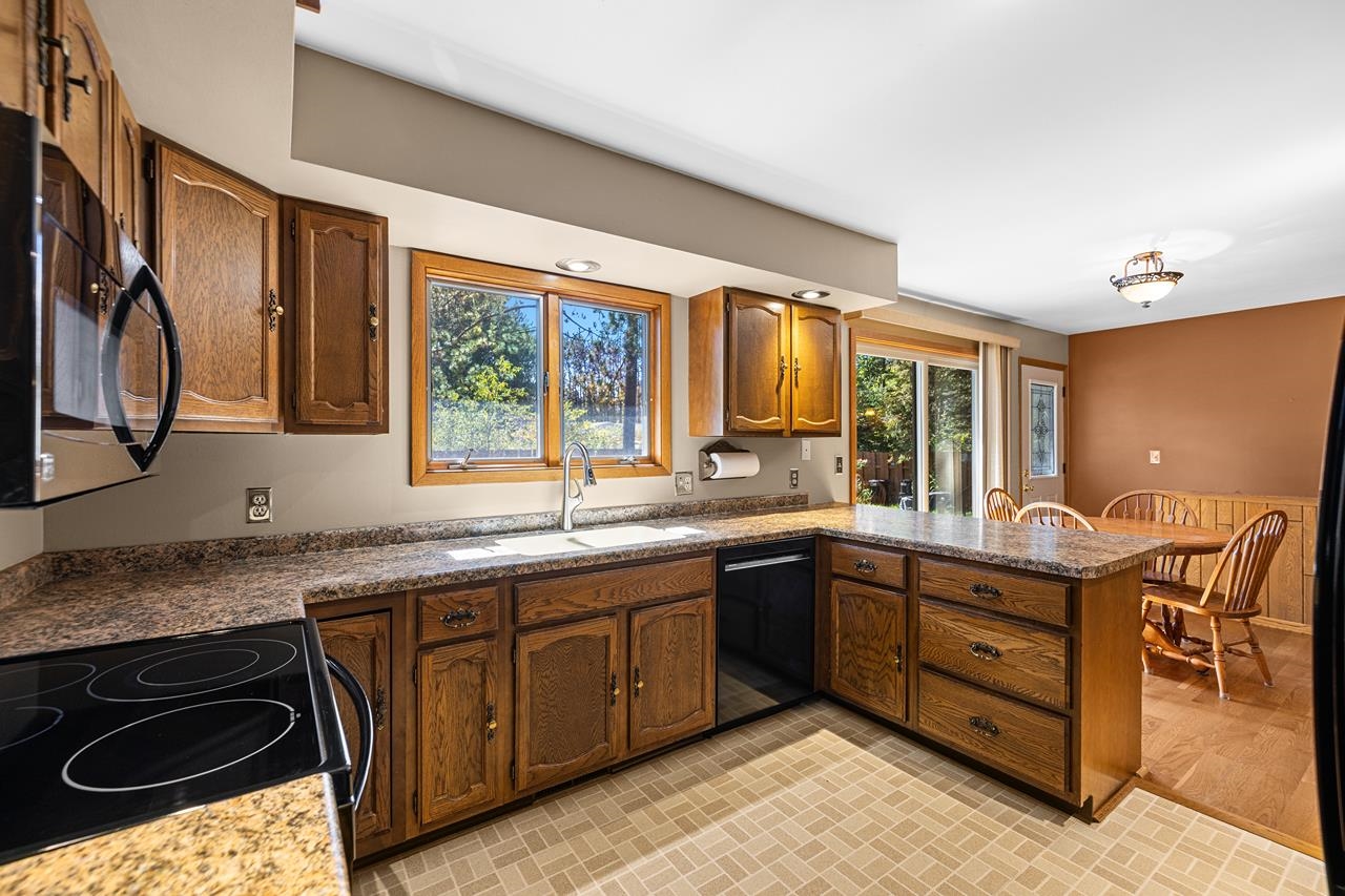 150649 Windflower Lane Property Photo 5