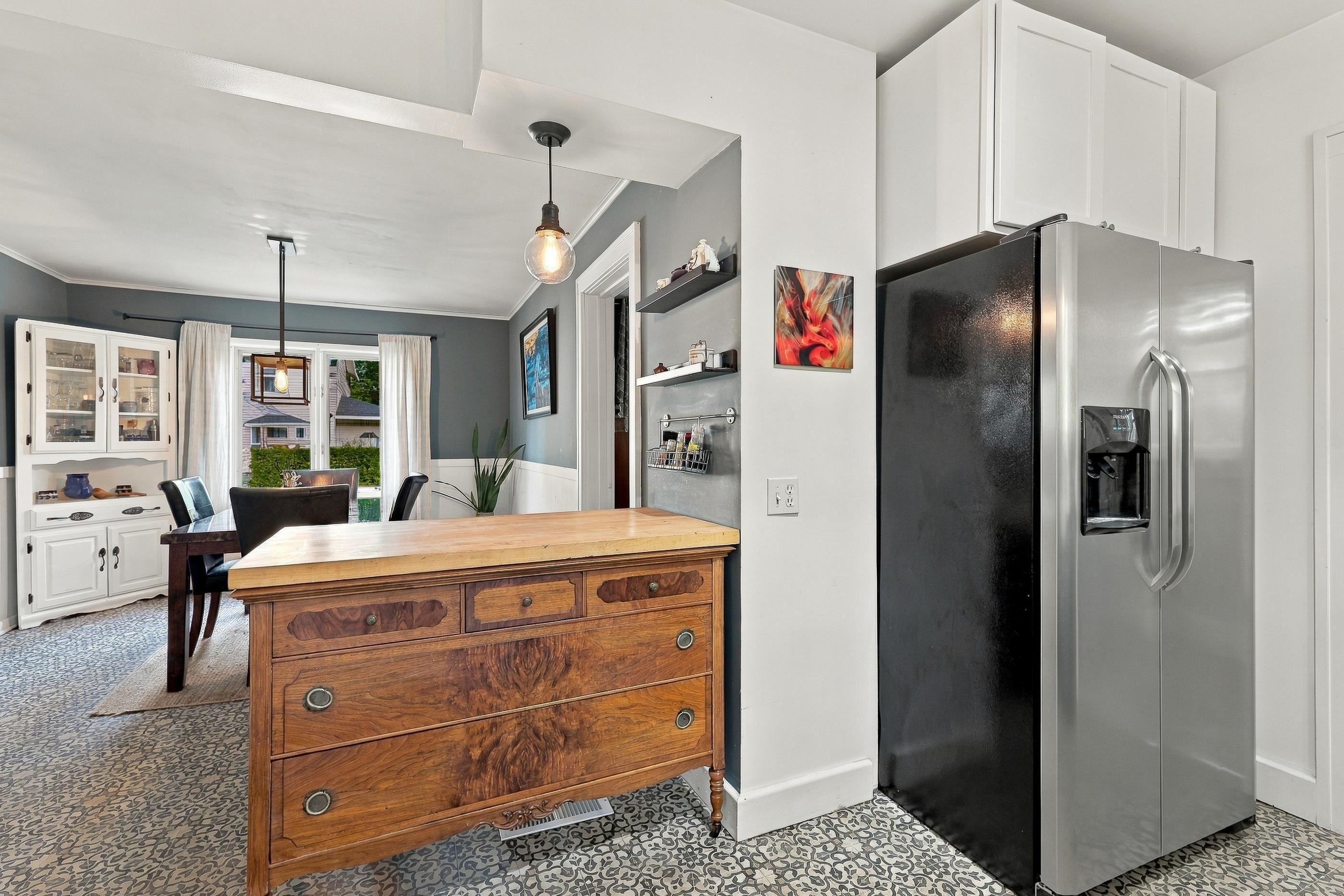 2045 Center Street Property Photo 20