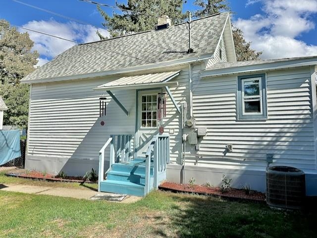 221 17th Street North Property Photo 6