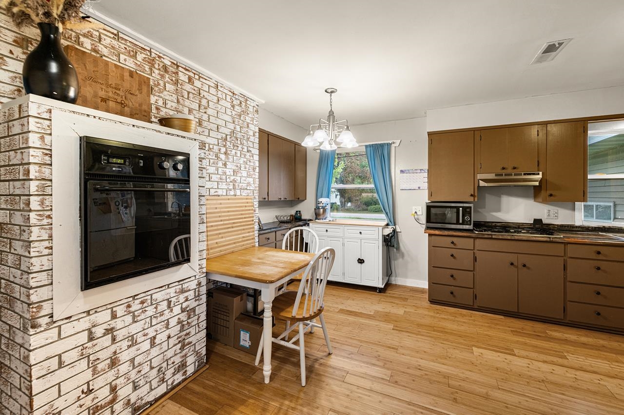 152156 Robin Lane Property Photo 11