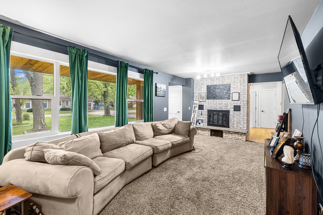 152156 Robin Lane Property Photo 14