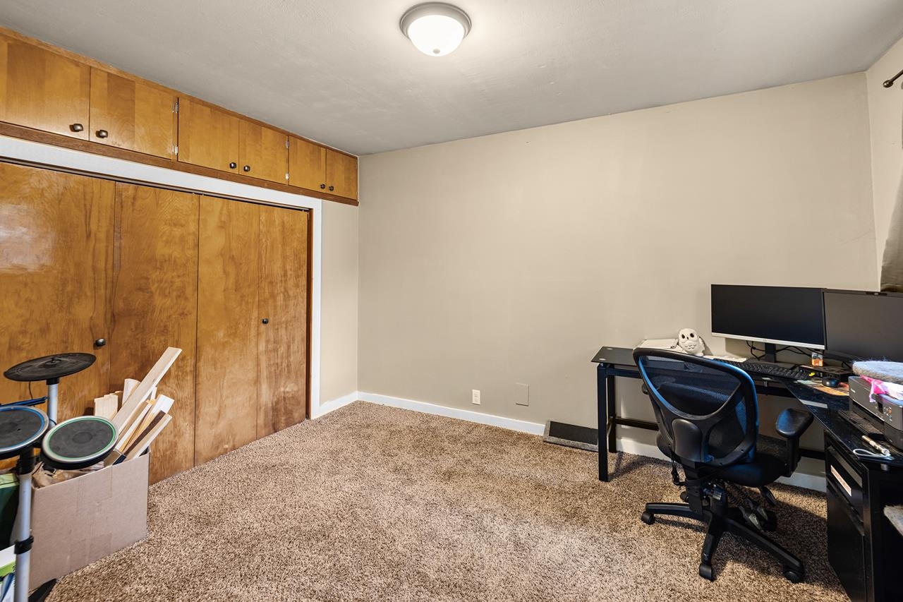 152156 Robin Lane Property Photo 19