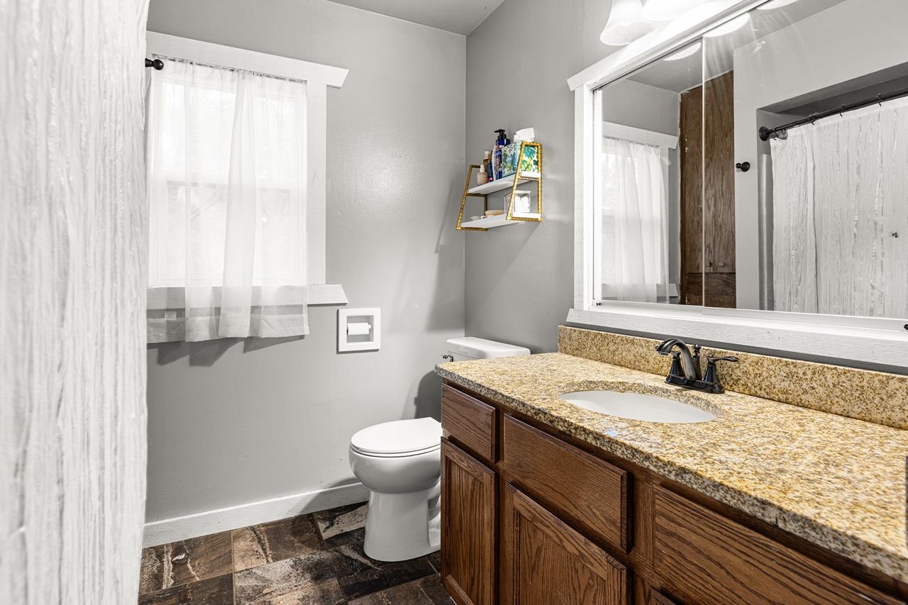 152156 Robin Lane Property Photo 24
