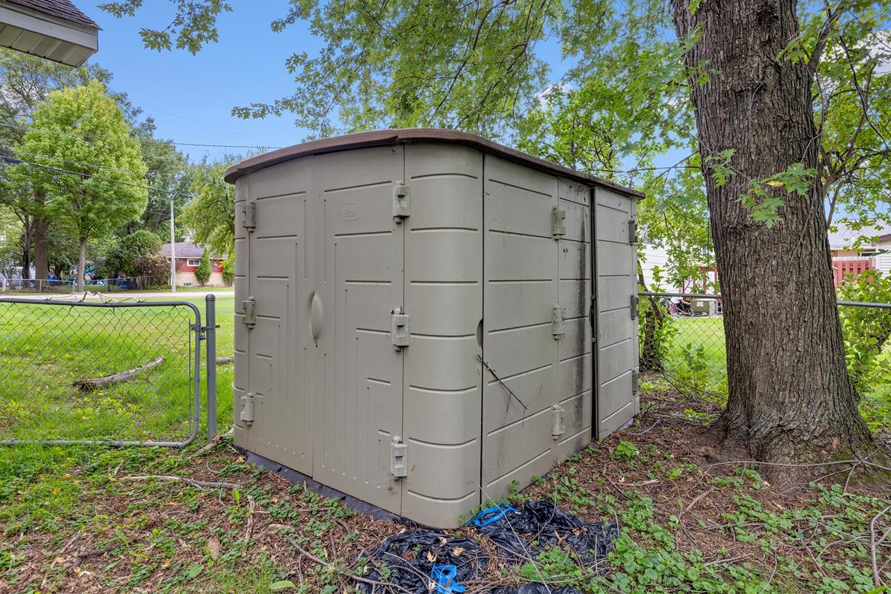 152156 Robin Lane Property Photo 36