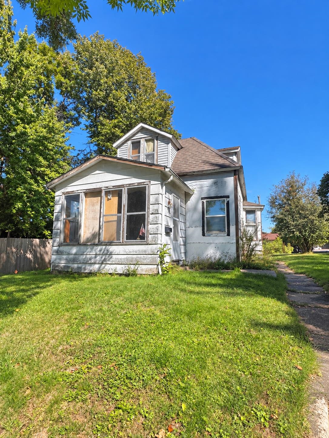 425 S Argyle Avenue South Property Photo 10