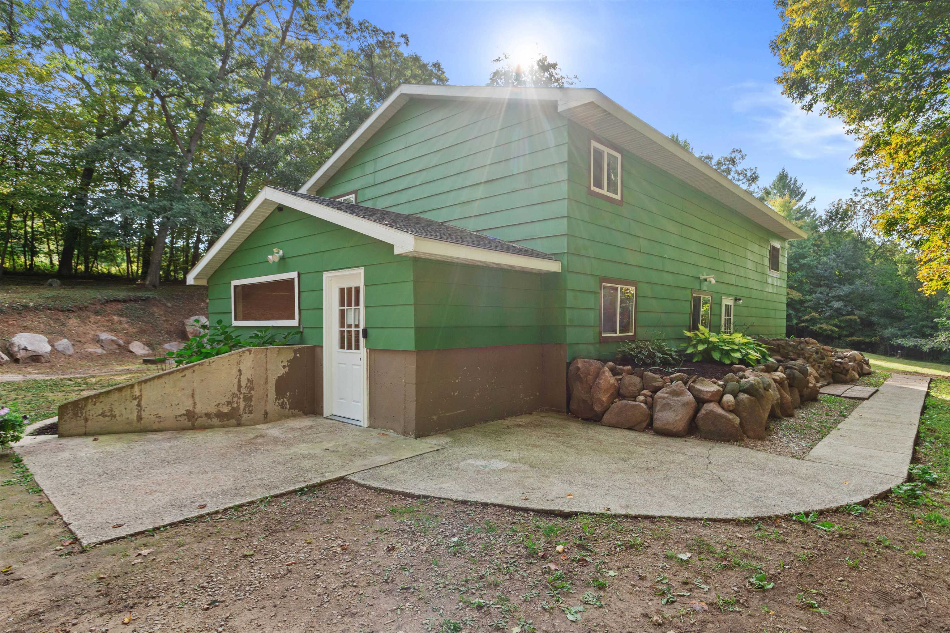 W5499 Cottonville Drive Property Photo 1