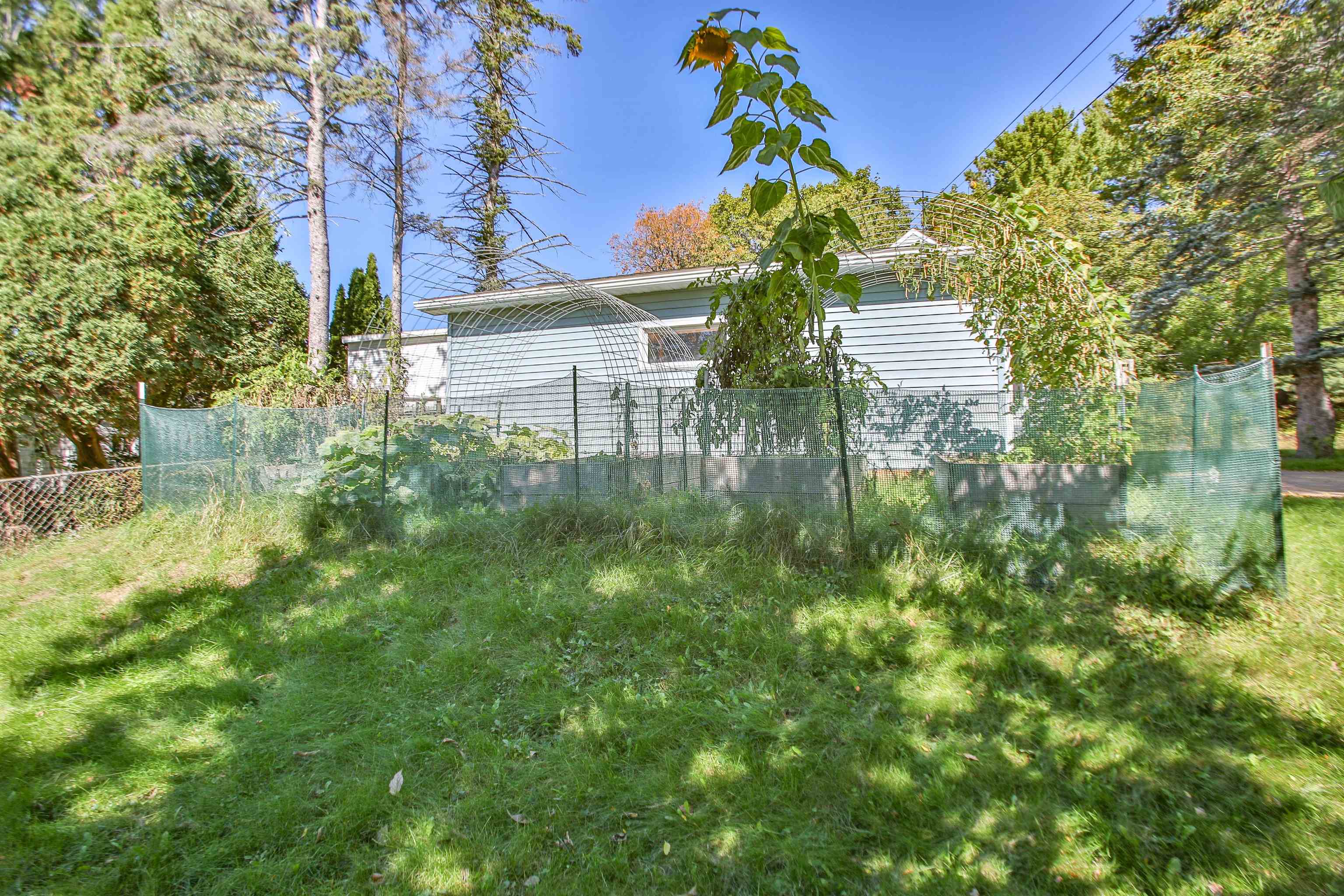 2716 N 8th Street Property Photo 45