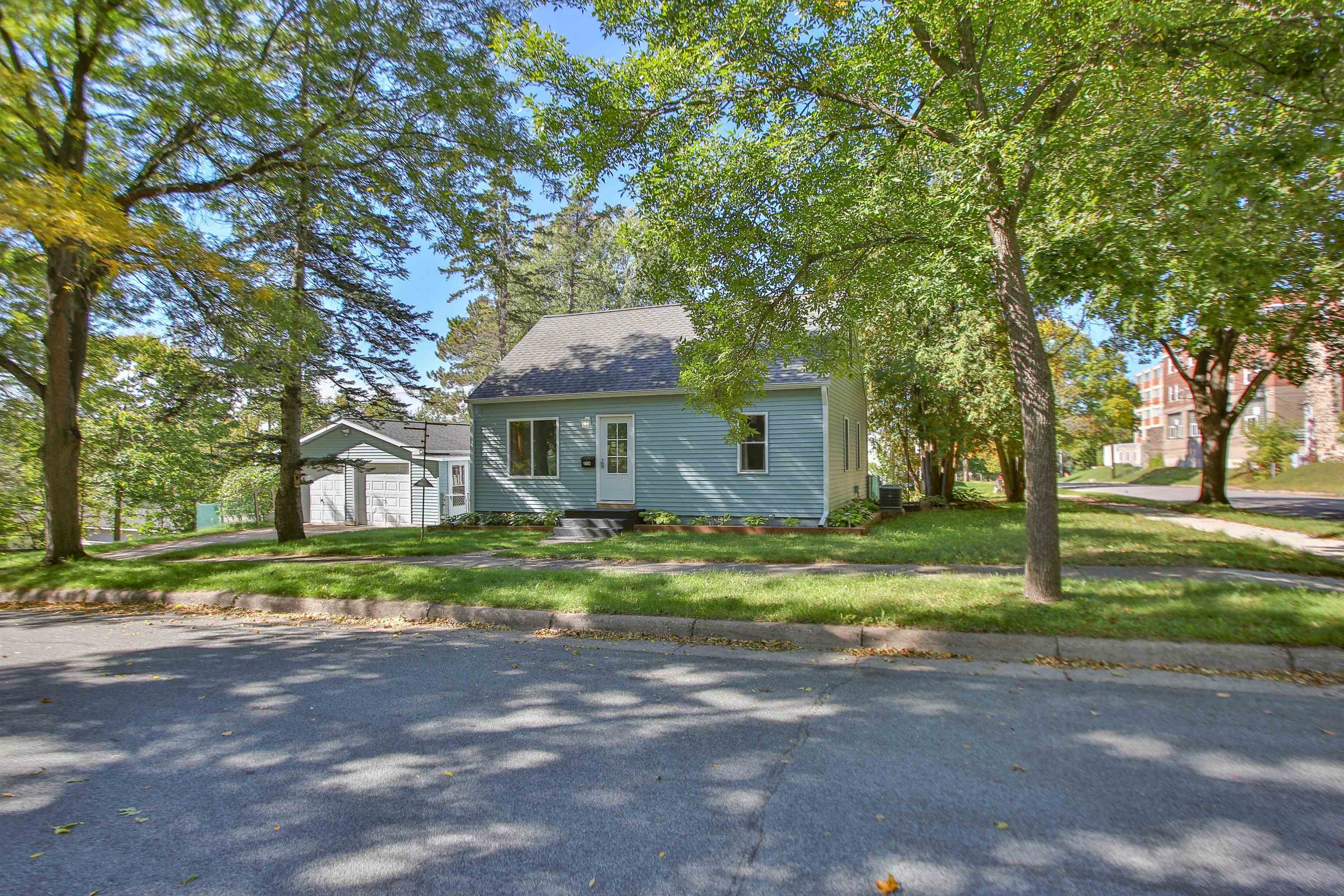 2716 N 8th Street Property Photo 46