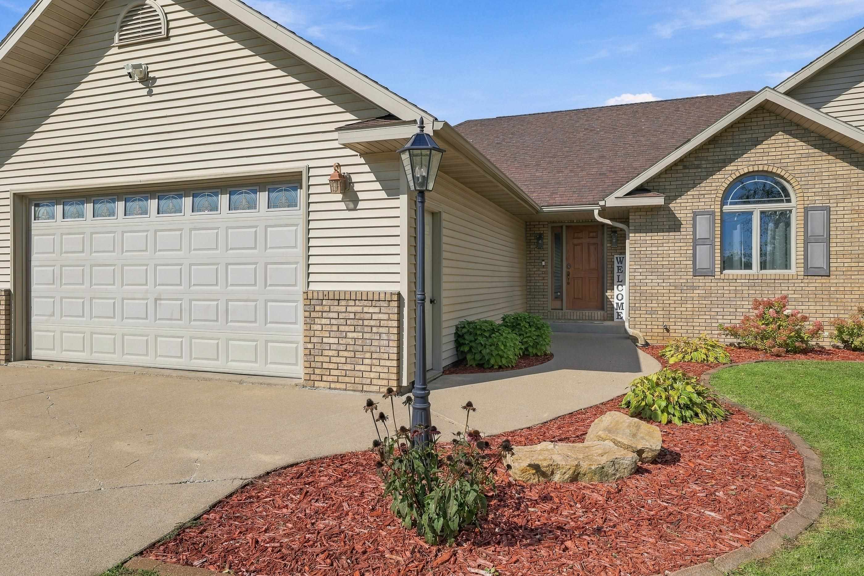 111951 Winterberry Circle Property Photo 3