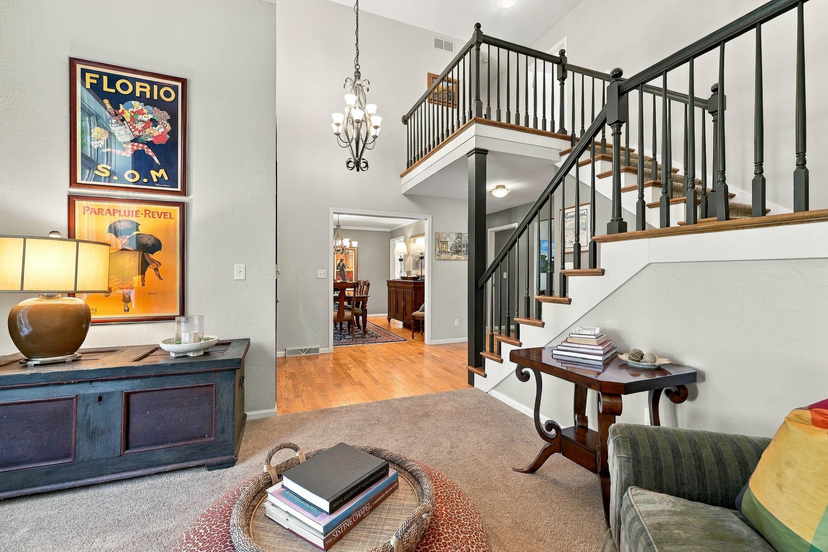 2400 Shadowview Circle Property Photo 21