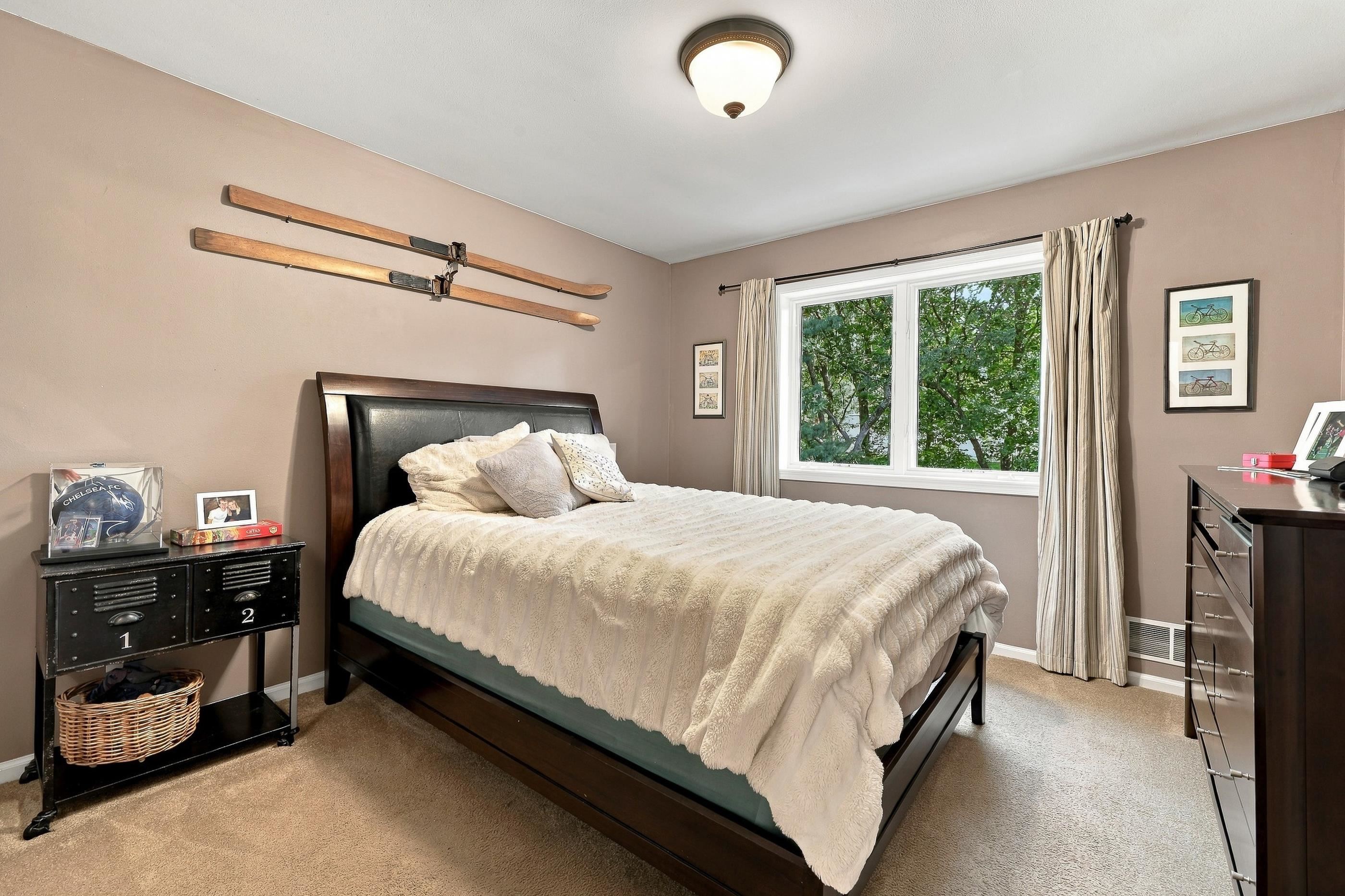 2400 Shadowview Circle Property Photo 36