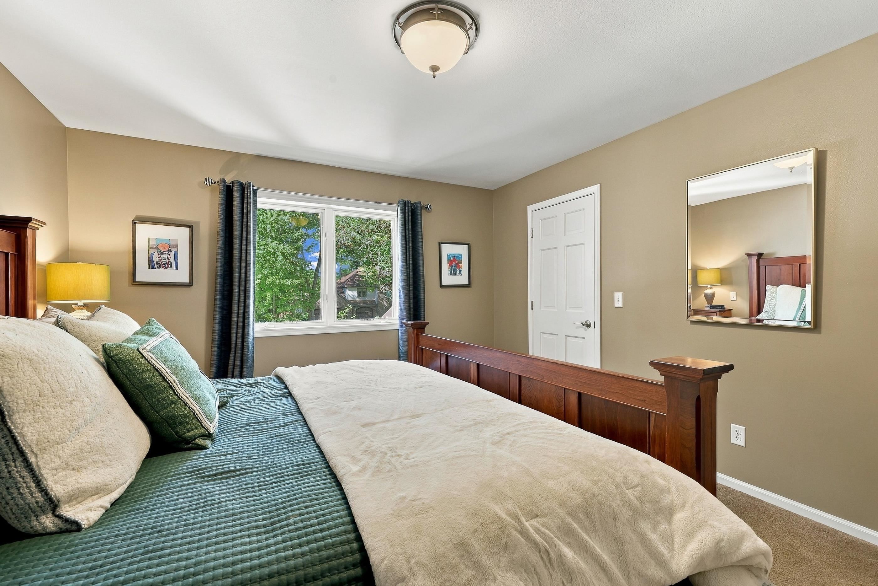 2400 Shadowview Circle Property Photo 47