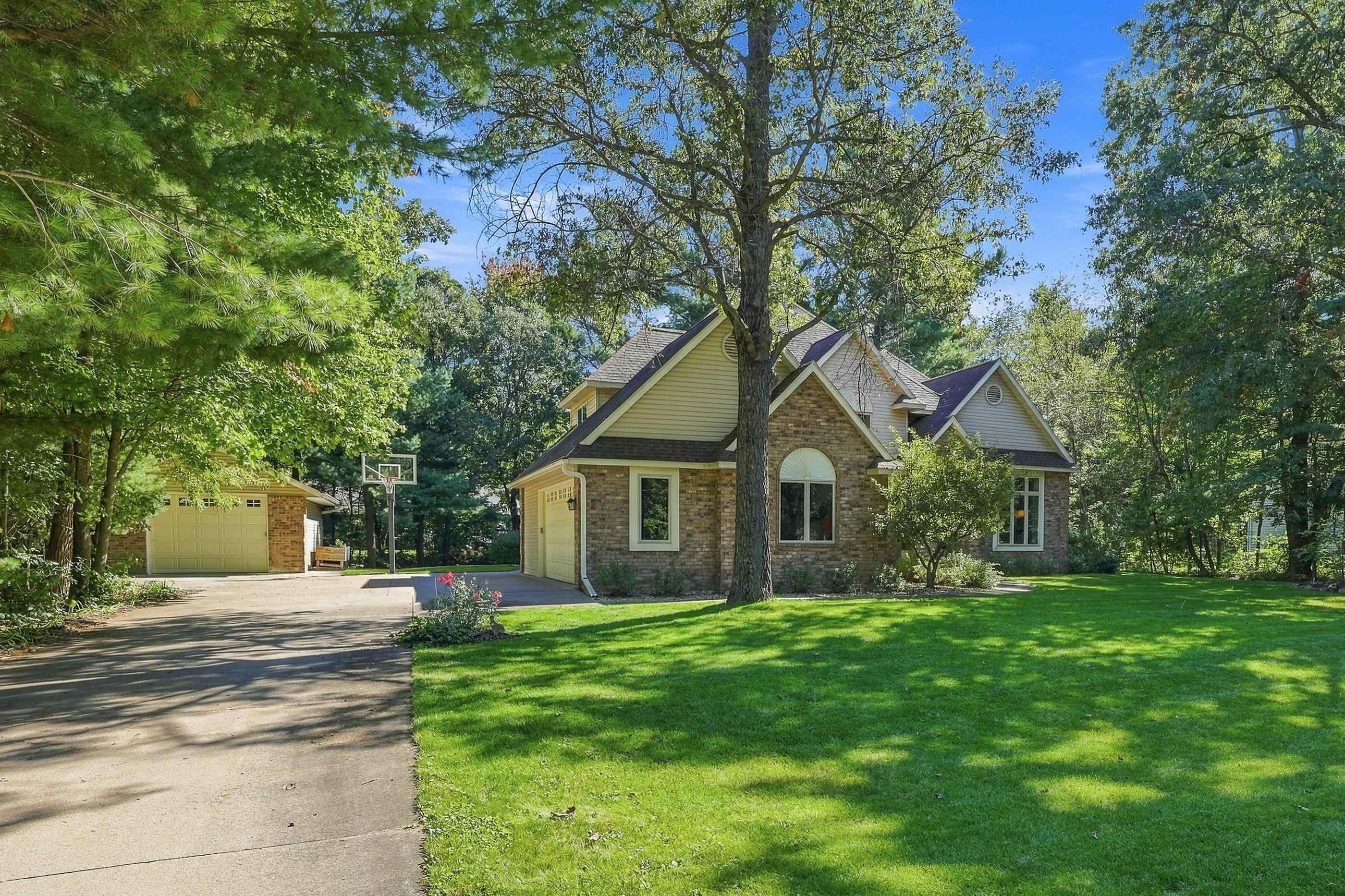 2400 Shadowview Circle Property Photo 48