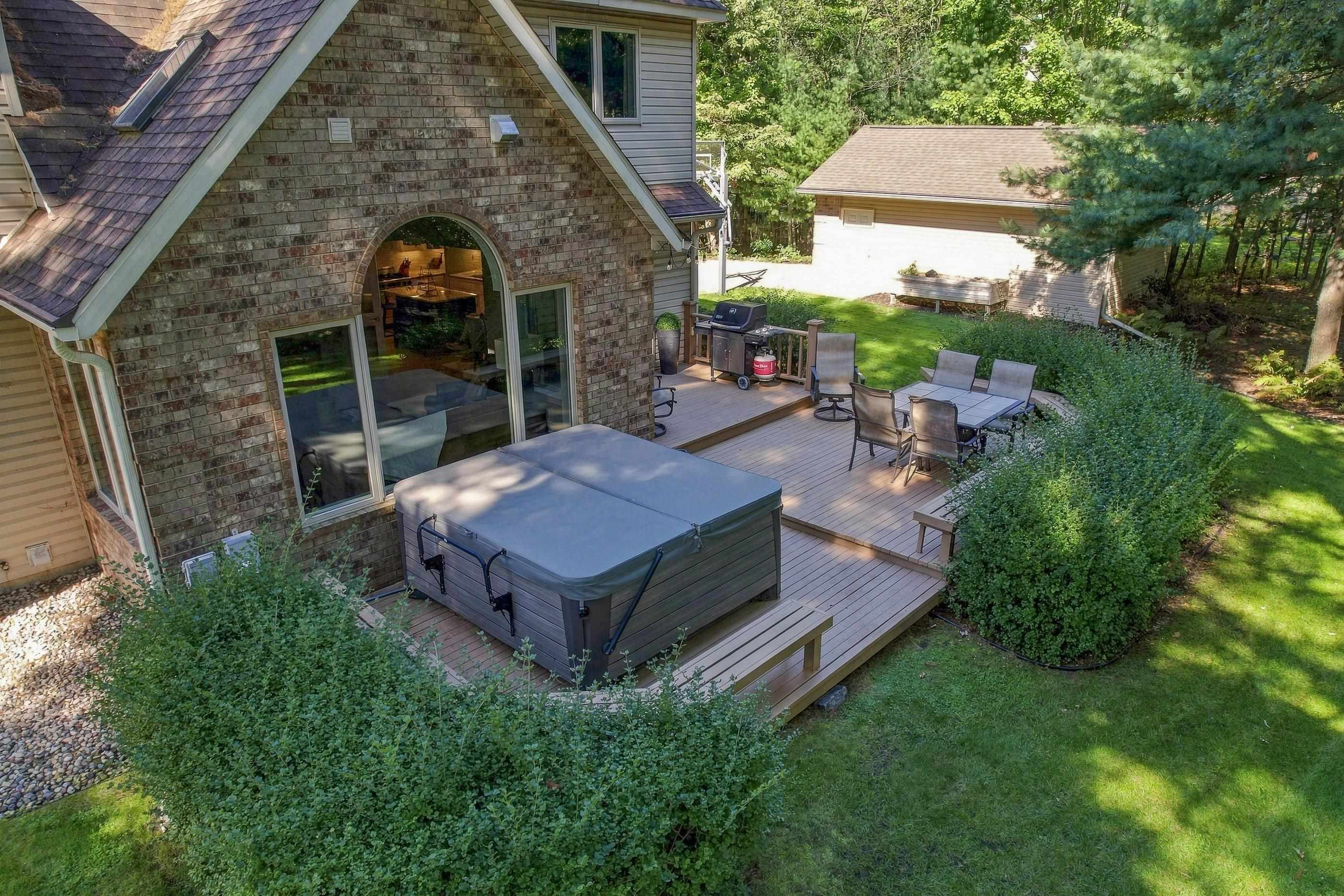 2400 Shadowview Circle Property Photo 52