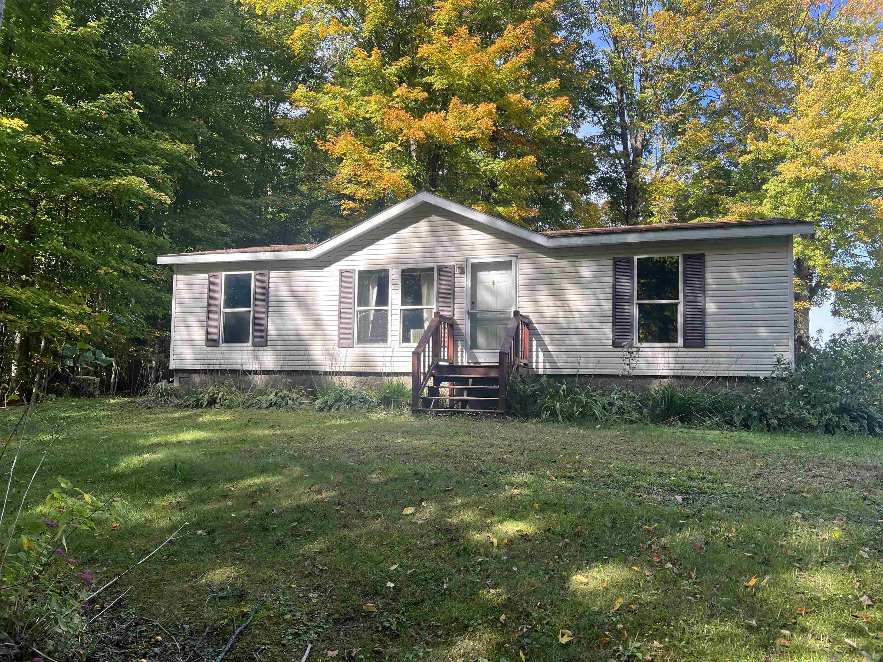 237308 Trappers Lane Property Photo 1