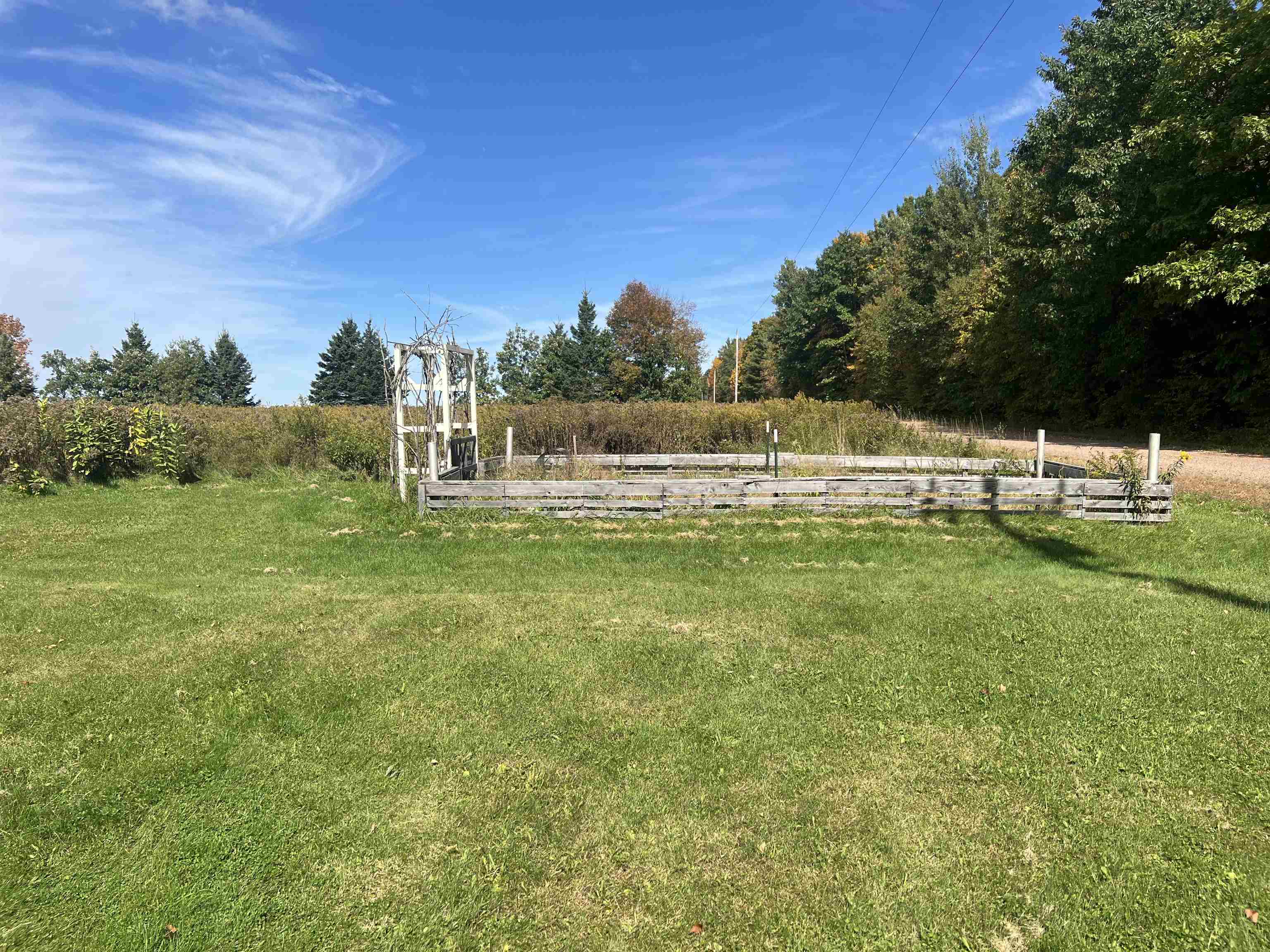 237308 Trappers Lane Property Photo 24