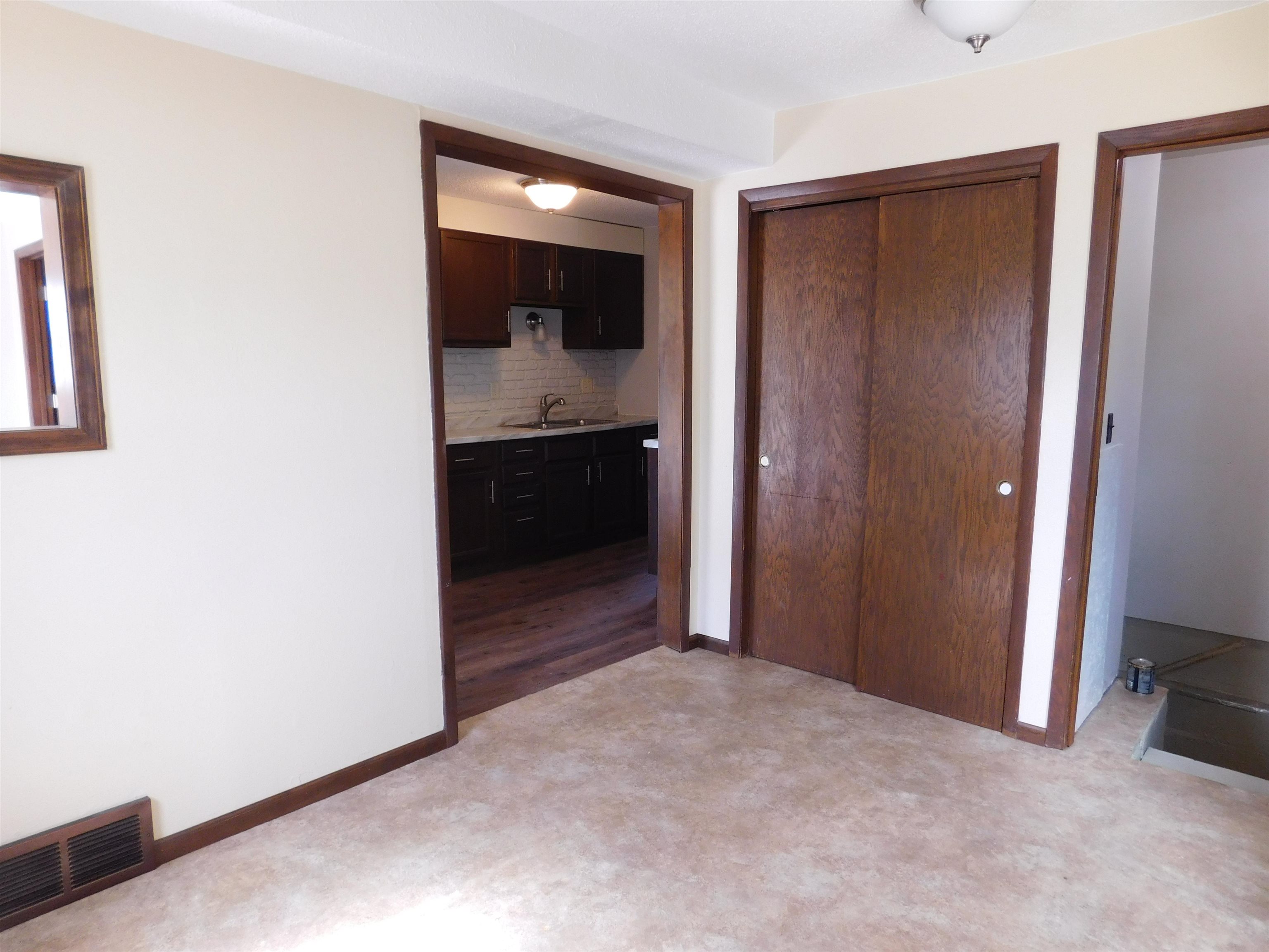 2306 River Street Property Photo 8