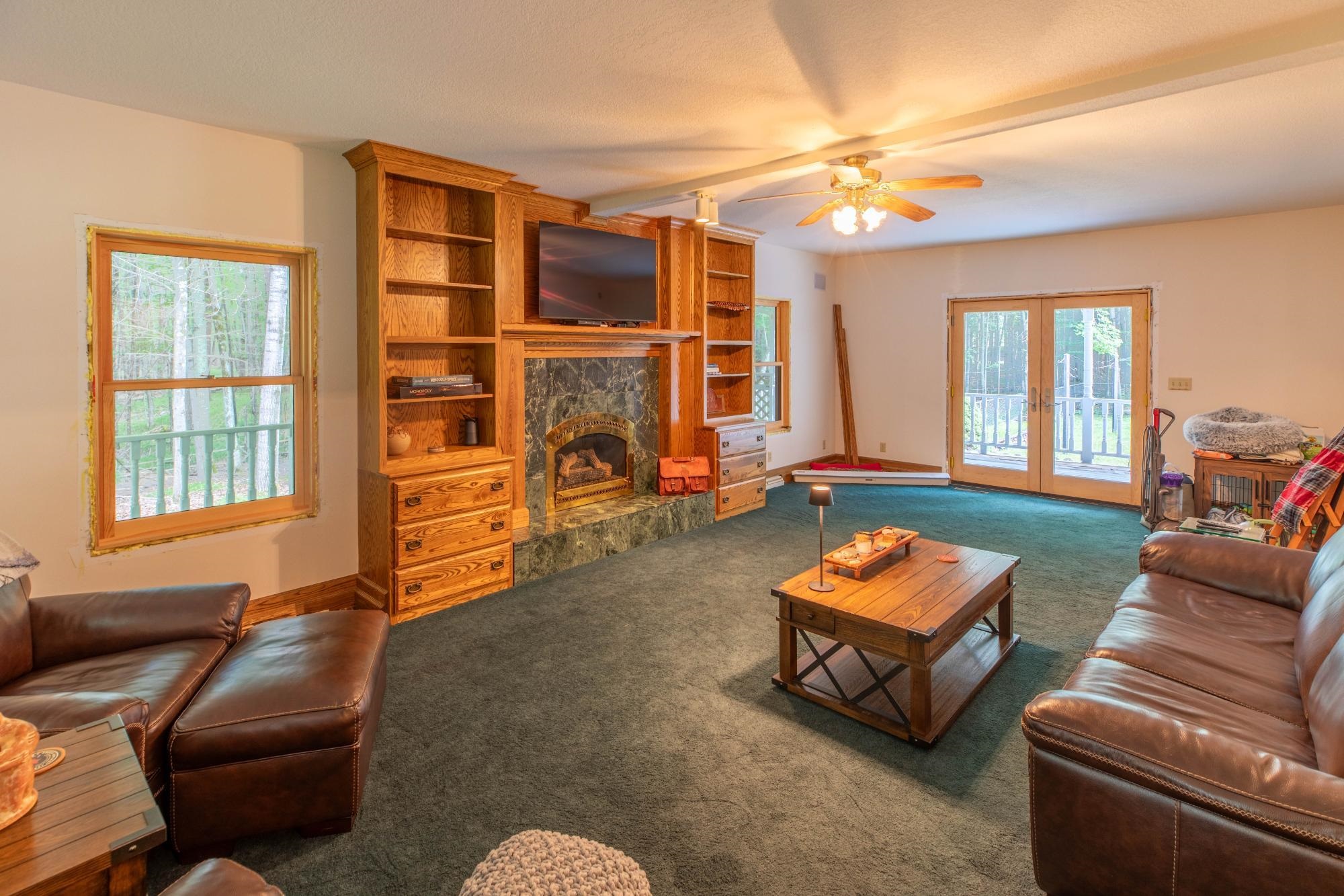 9260 Timberline Drive Property Photo 4