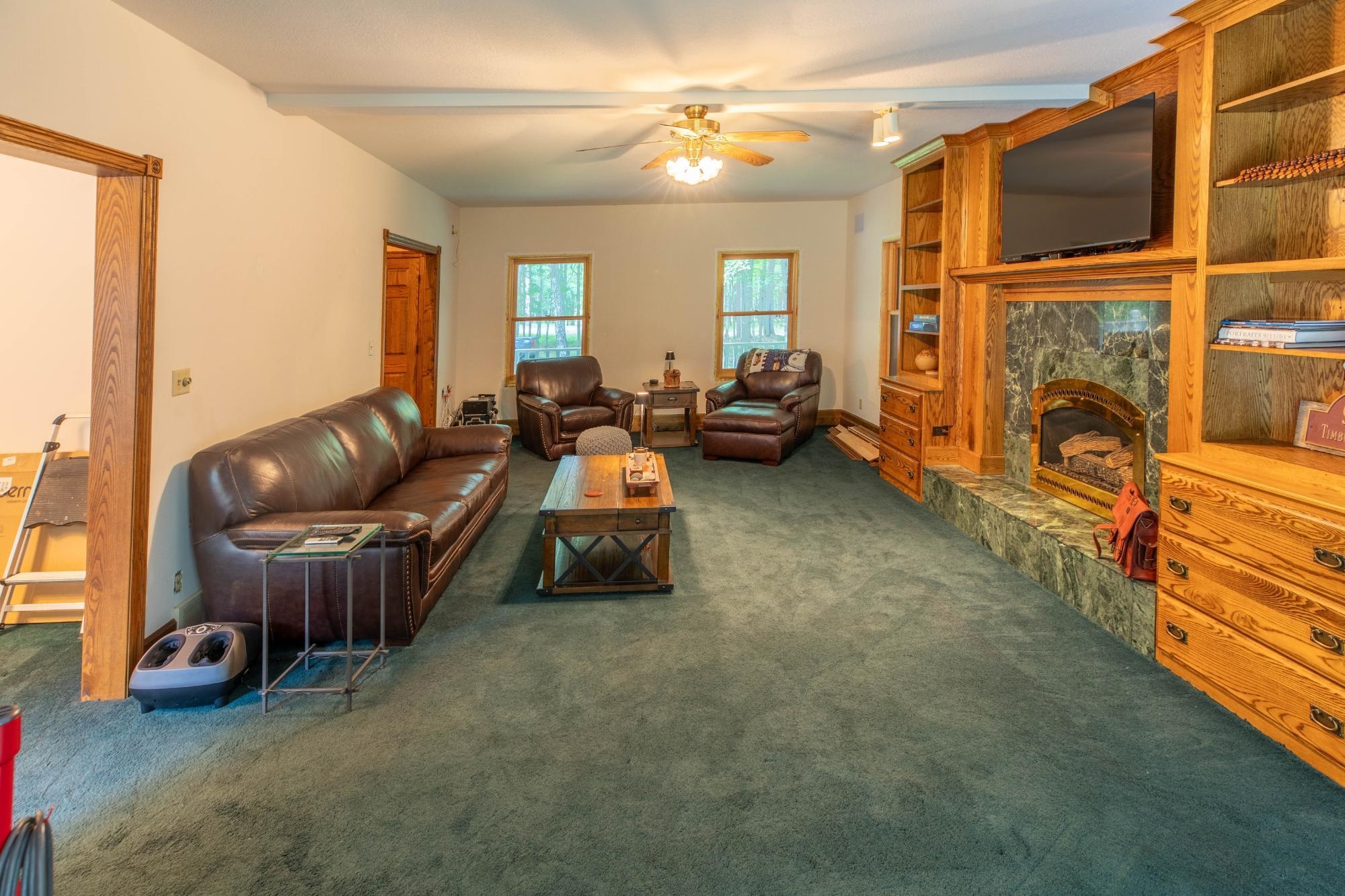 9260 Timberline Drive Property Photo 5