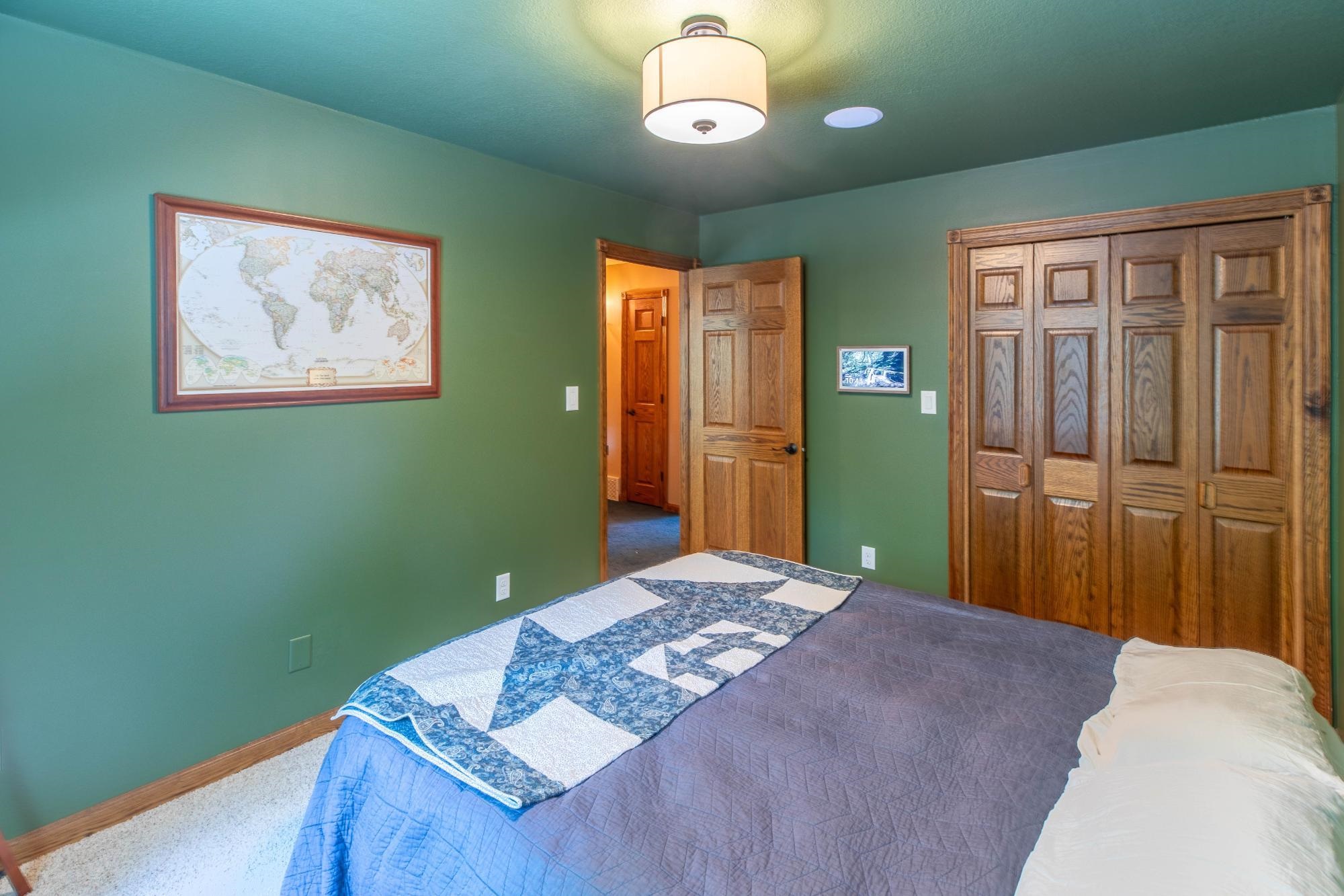 9260 Timberline Drive Property Photo 15