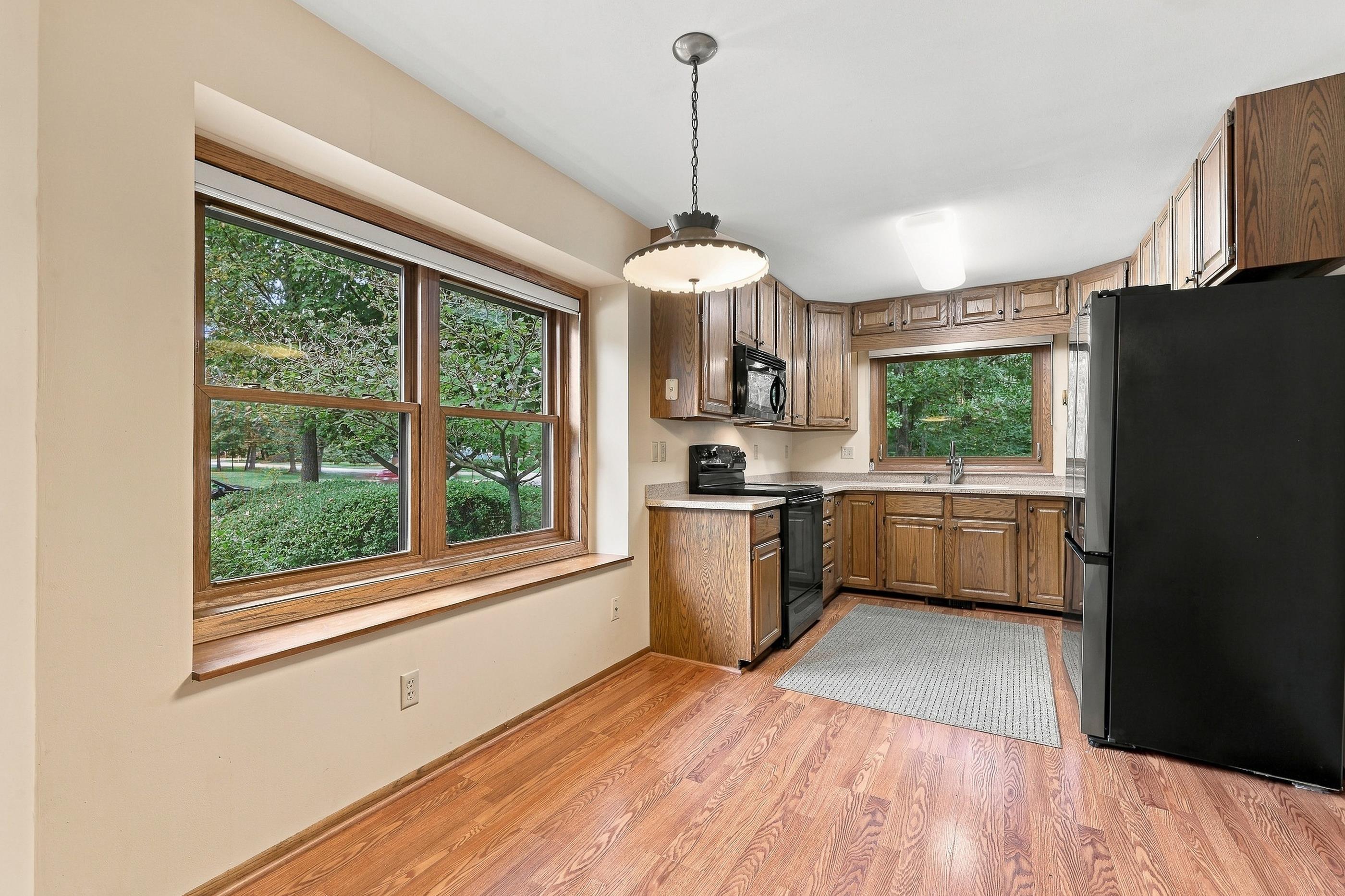 2207 Plover Springs Drive Property Photo 5