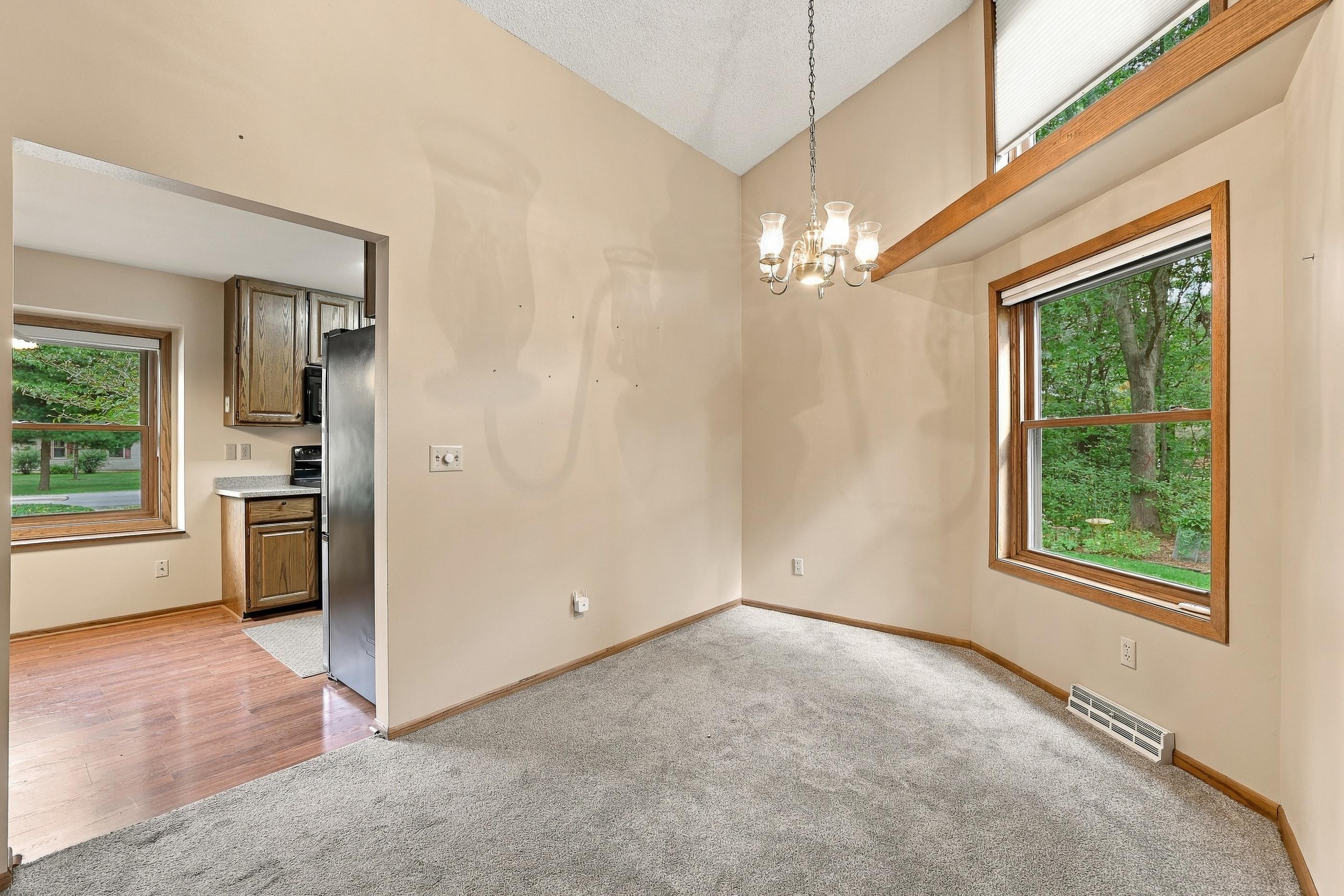 2207 Plover Springs Drive Property Photo 12