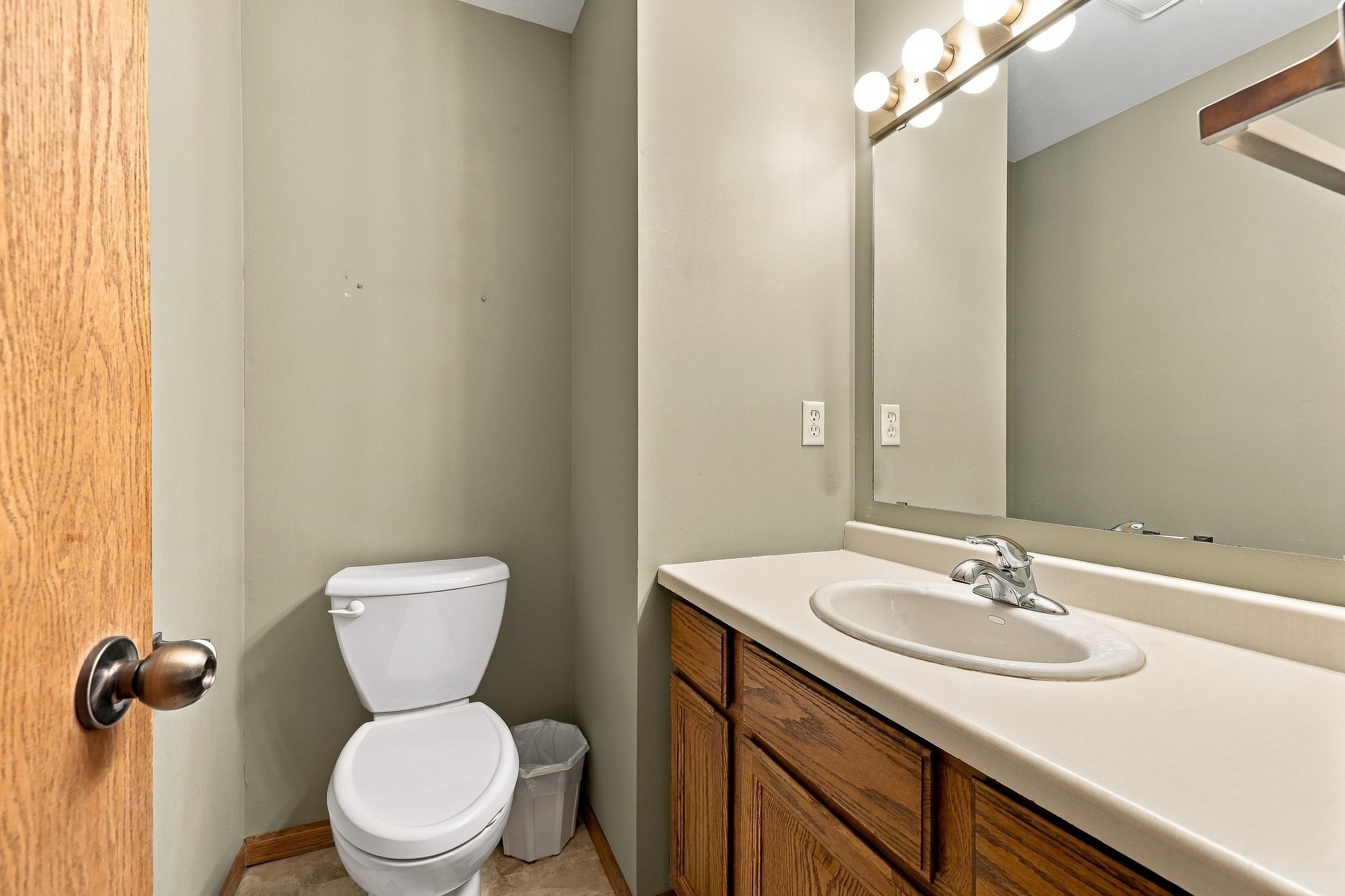 2207 Plover Springs Drive Property Photo 19