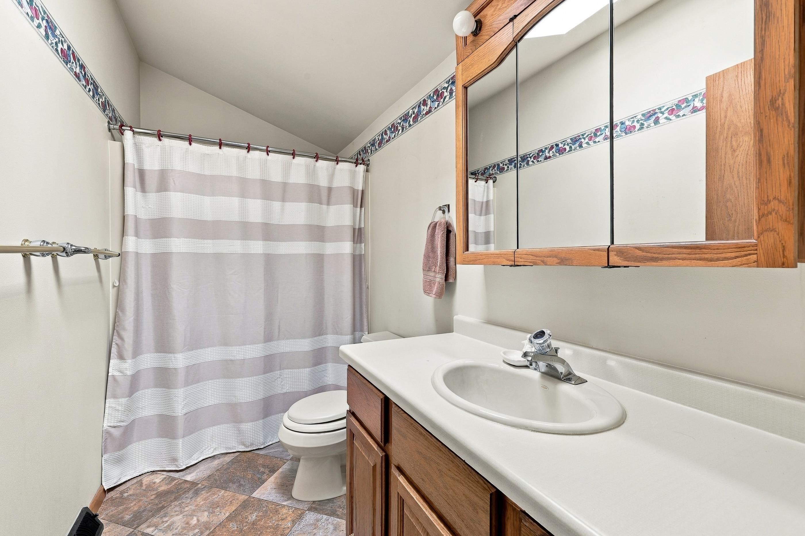 2207 Plover Springs Drive Property Photo 31