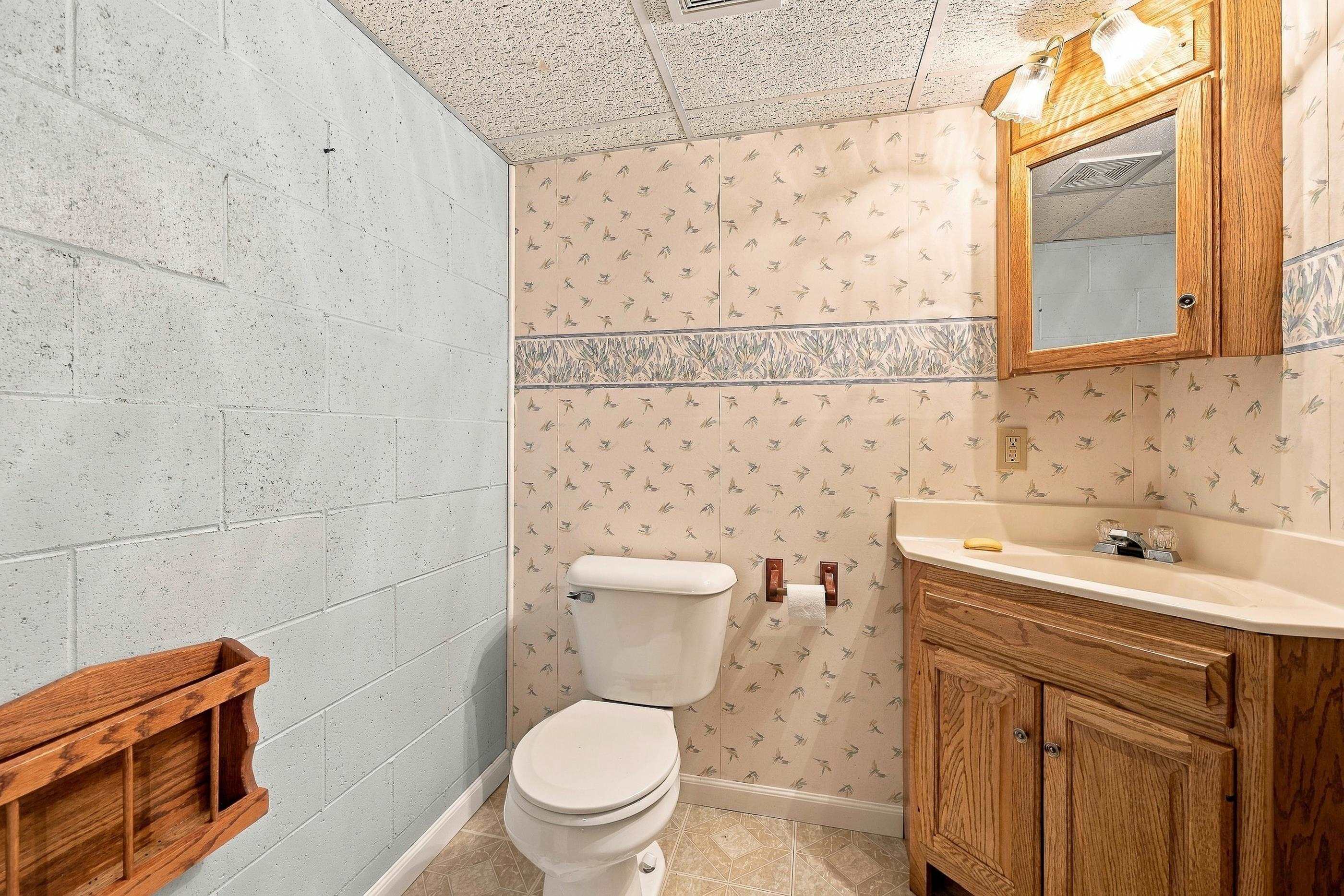 2207 Plover Springs Drive Property Photo 35
