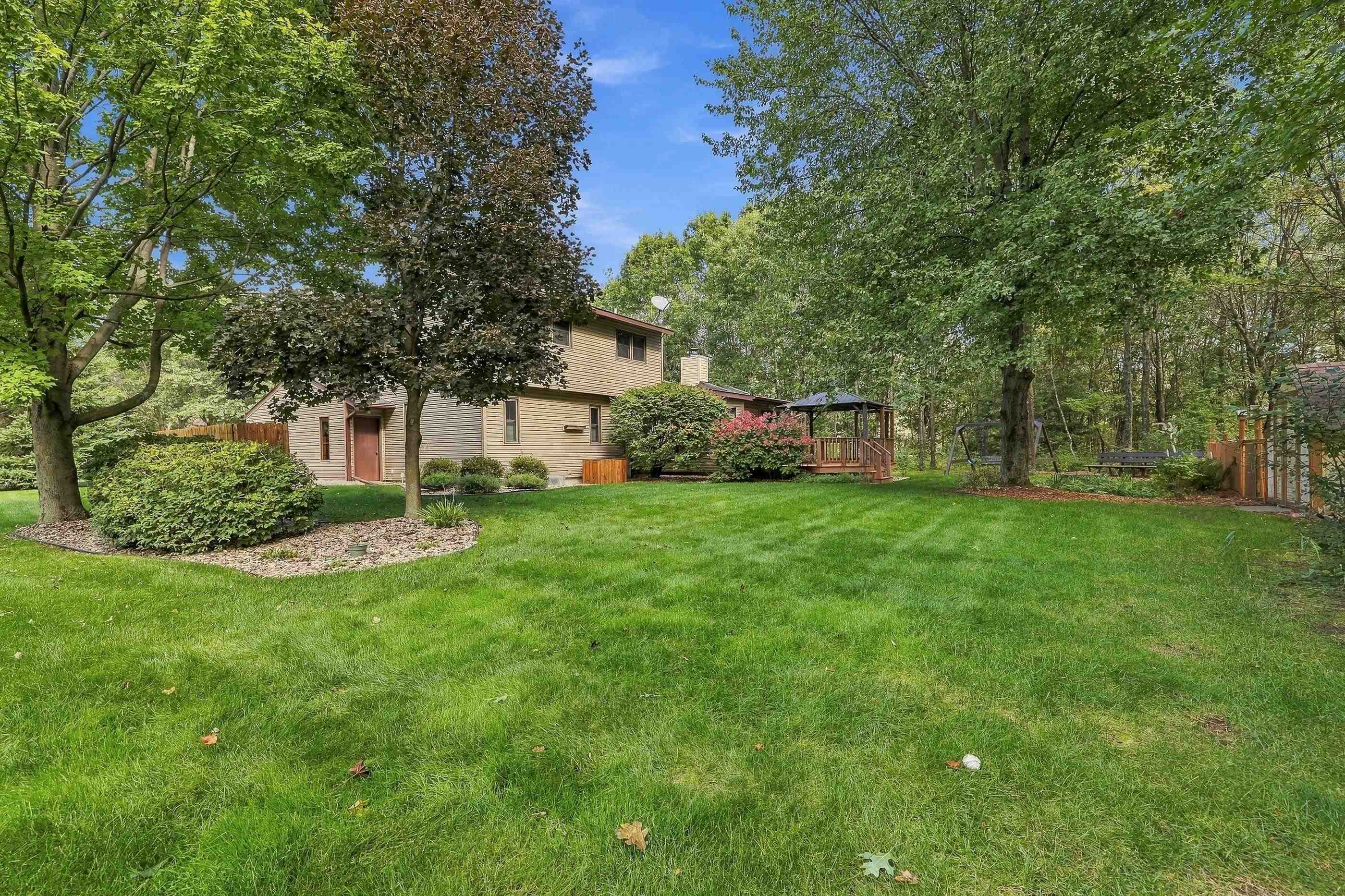 2207 Plover Springs Drive Property Photo 40
