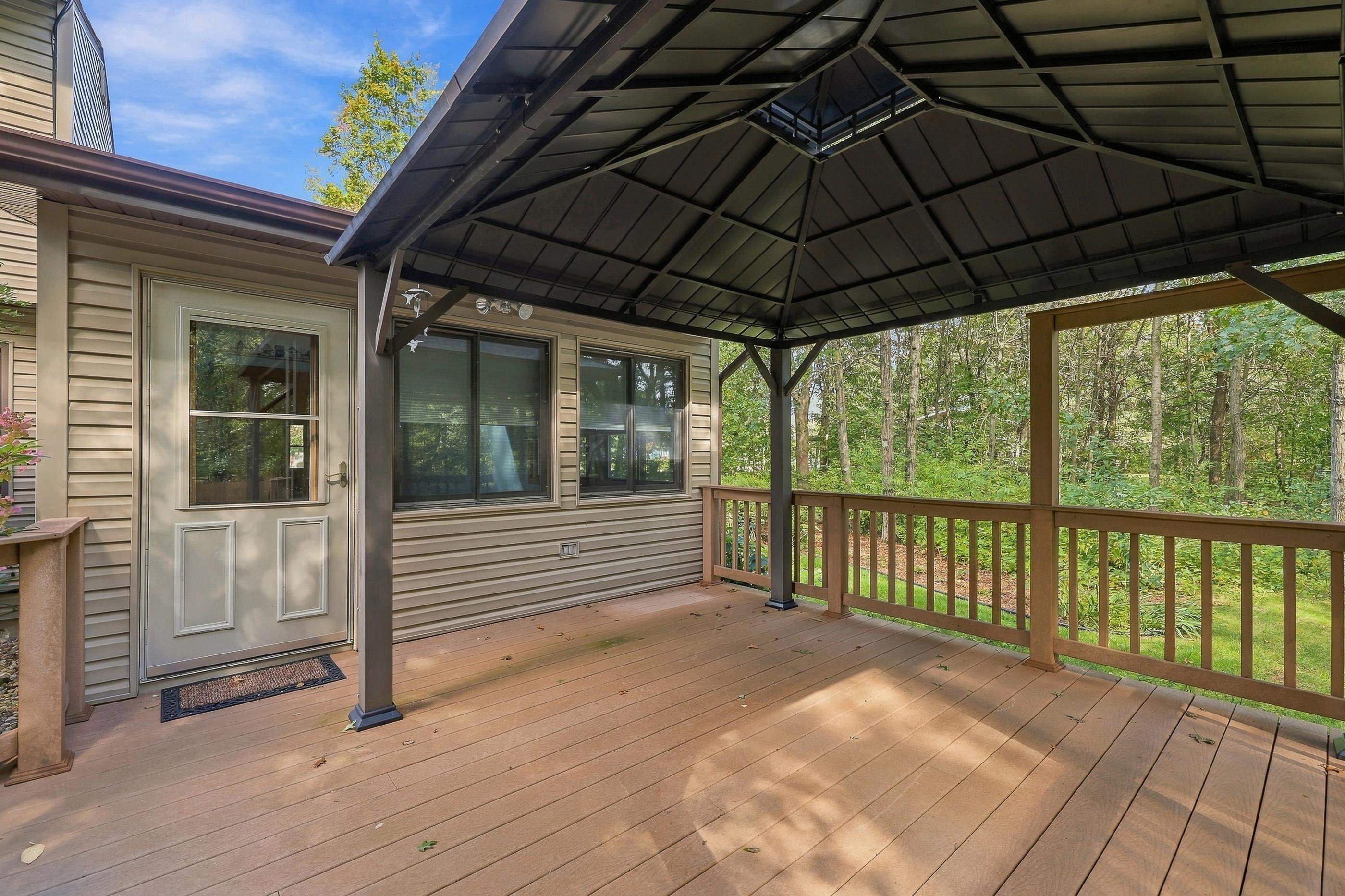 2207 Plover Springs Drive Property Photo 43