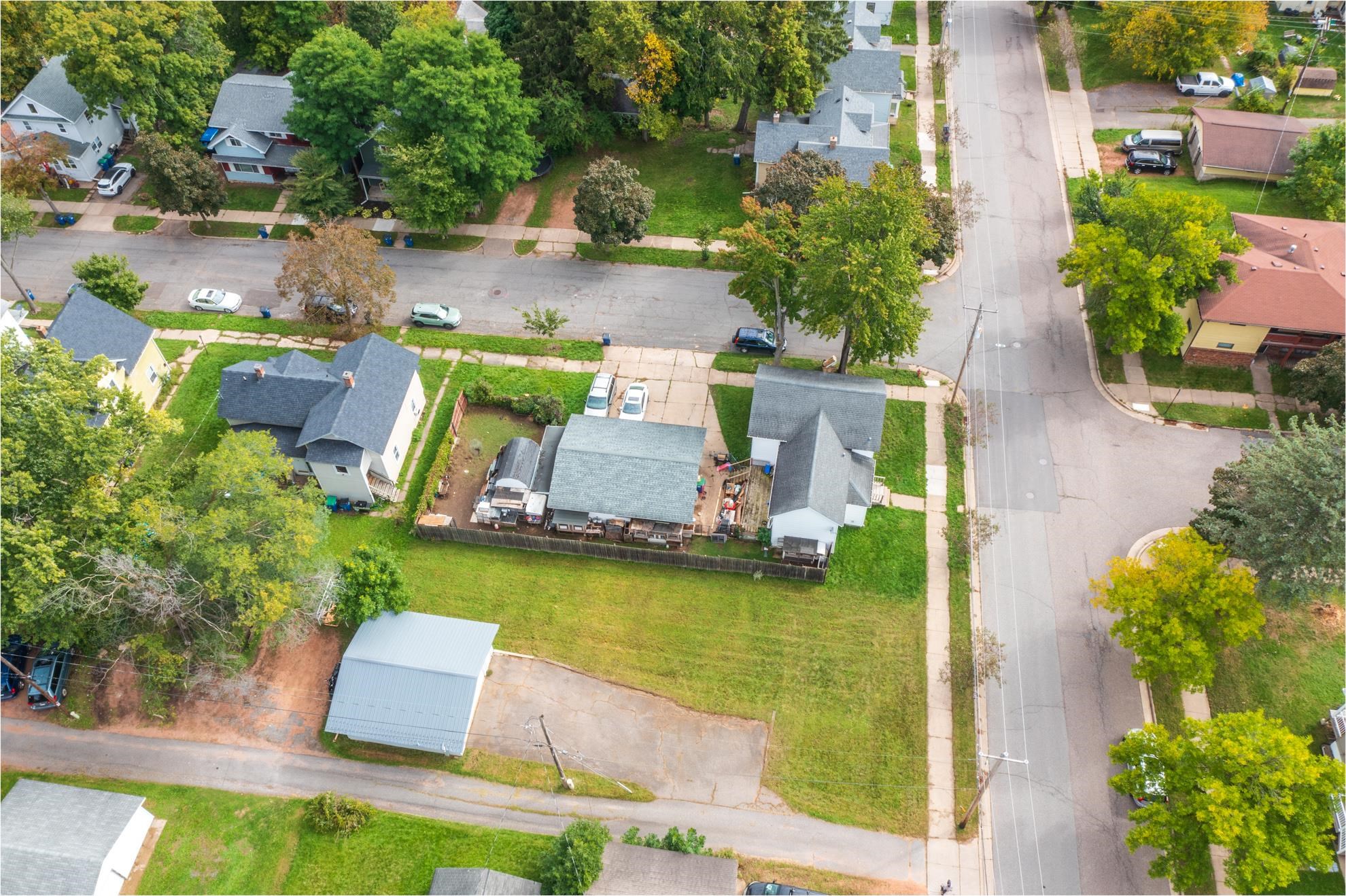 506 Elm Street Property Photo 16