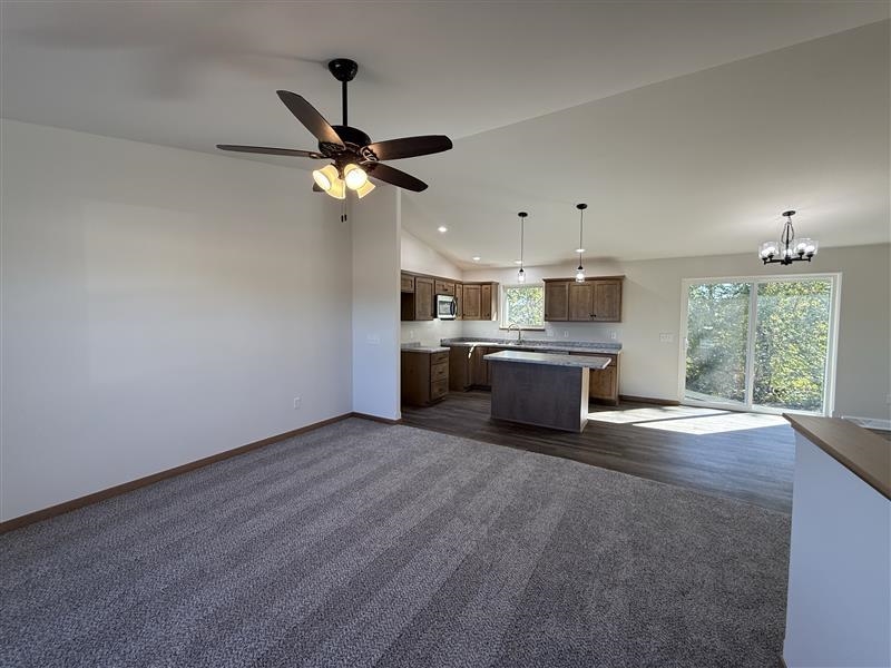 239 Evelyn Court Property Photo 6