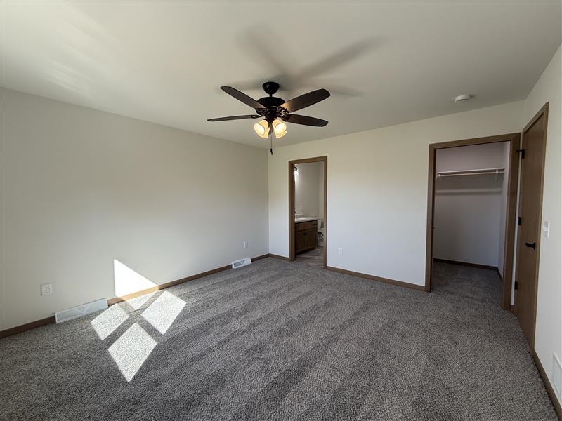 239 Evelyn Court Property Photo 10