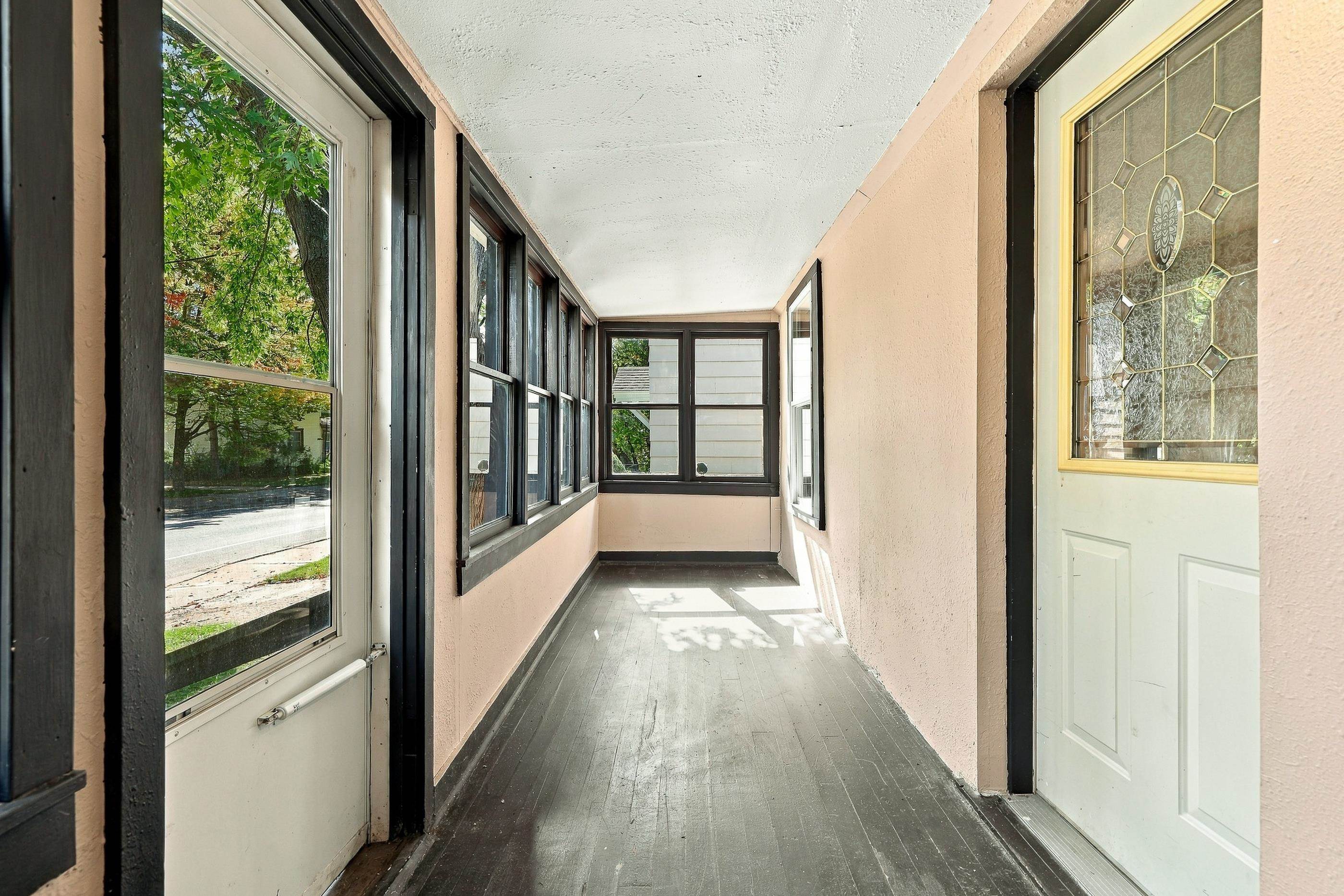 308 Second Street Property Photo 6