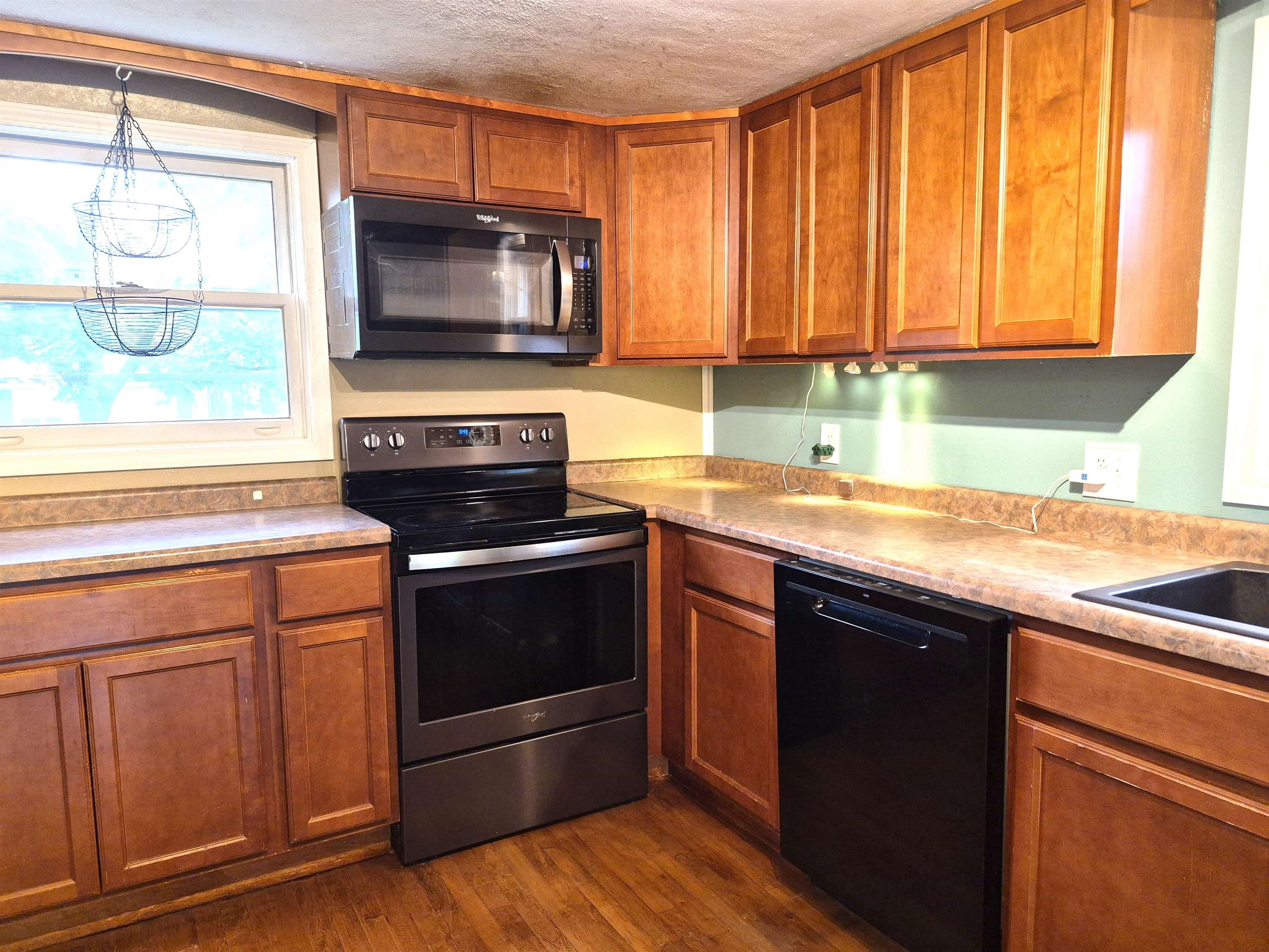 1008 S Clark Avenue Property Photo 11