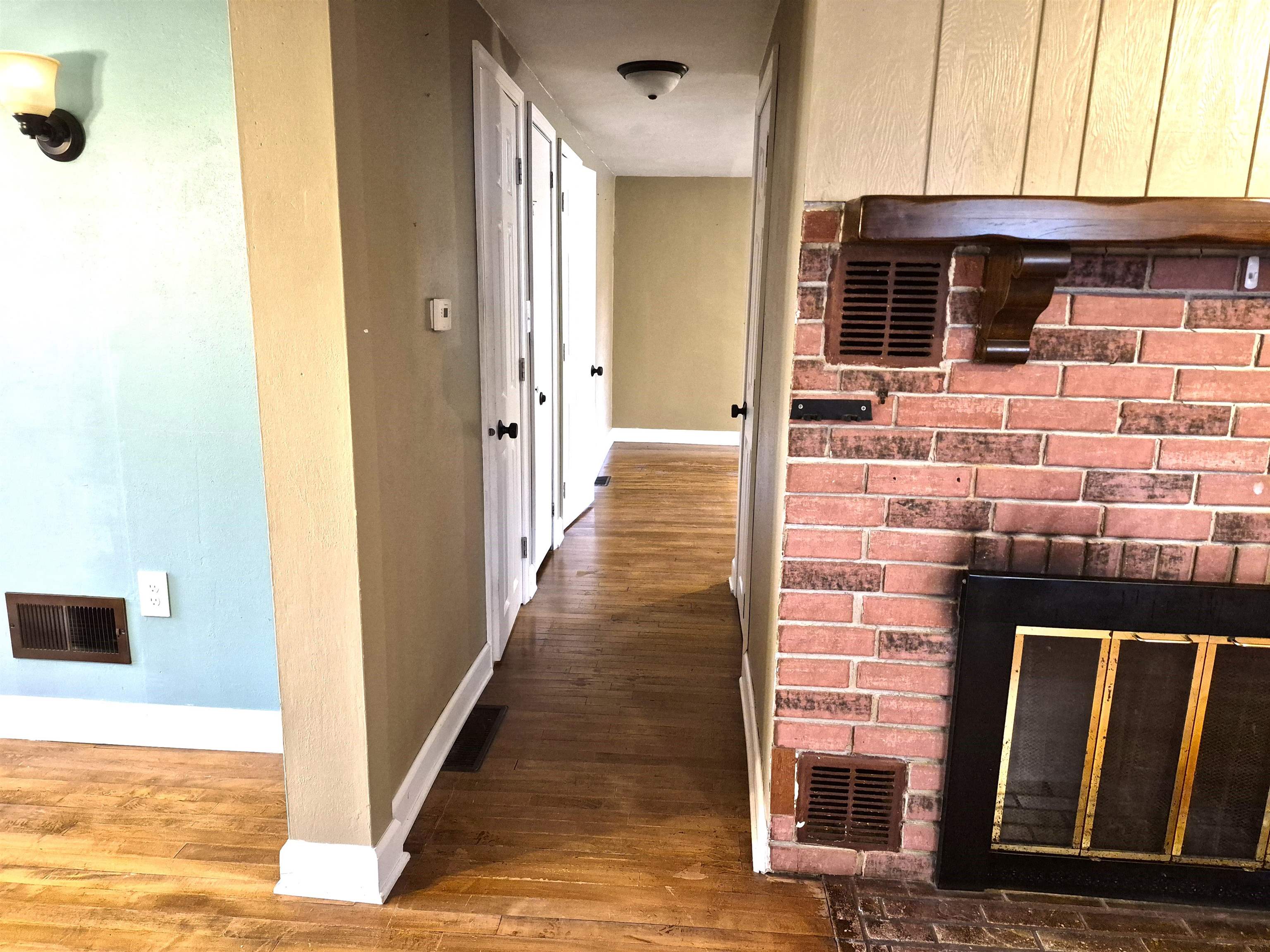 1008 S Clark Avenue Property Photo 13