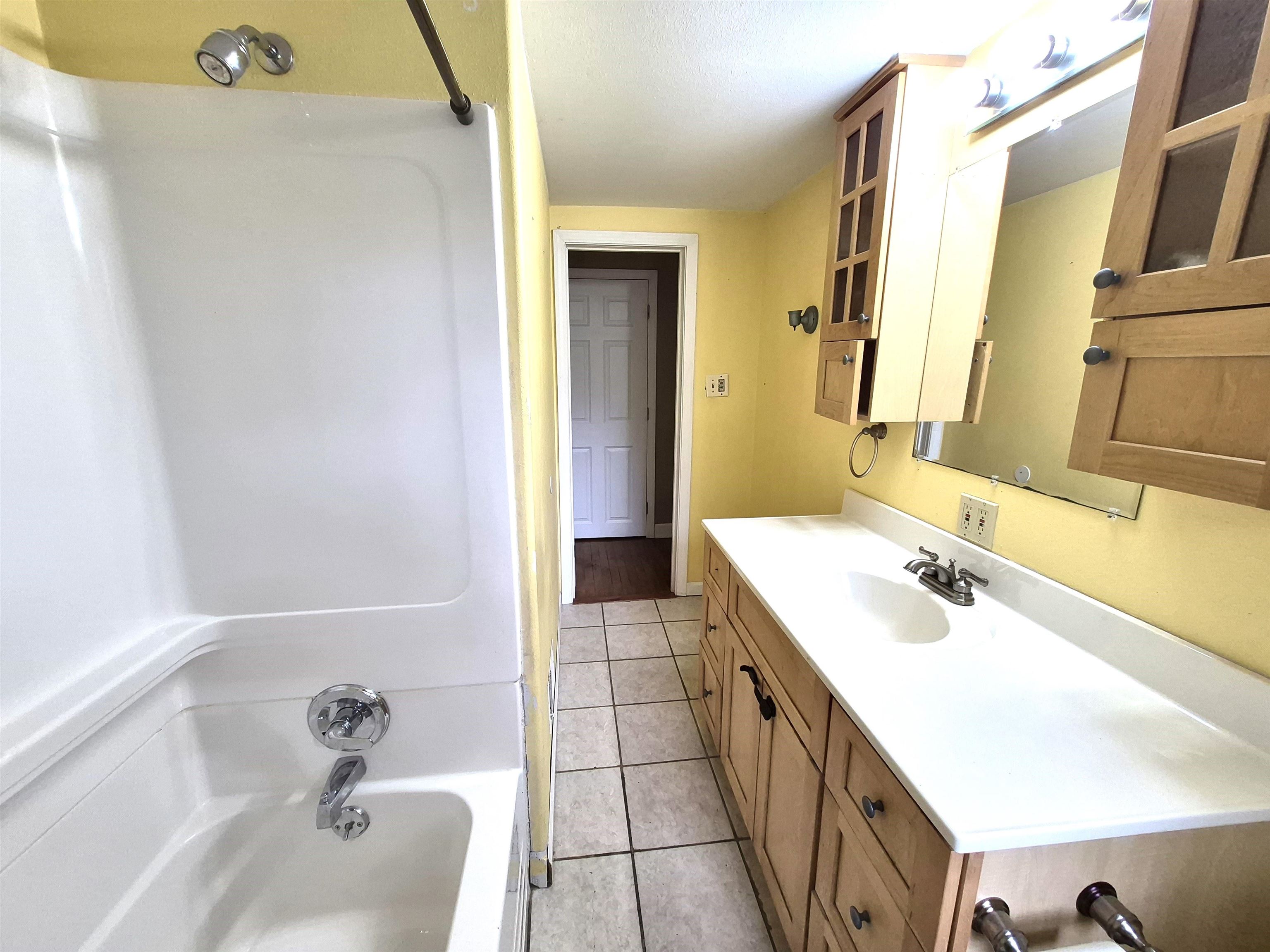 1008 S Clark Avenue Property Photo 17