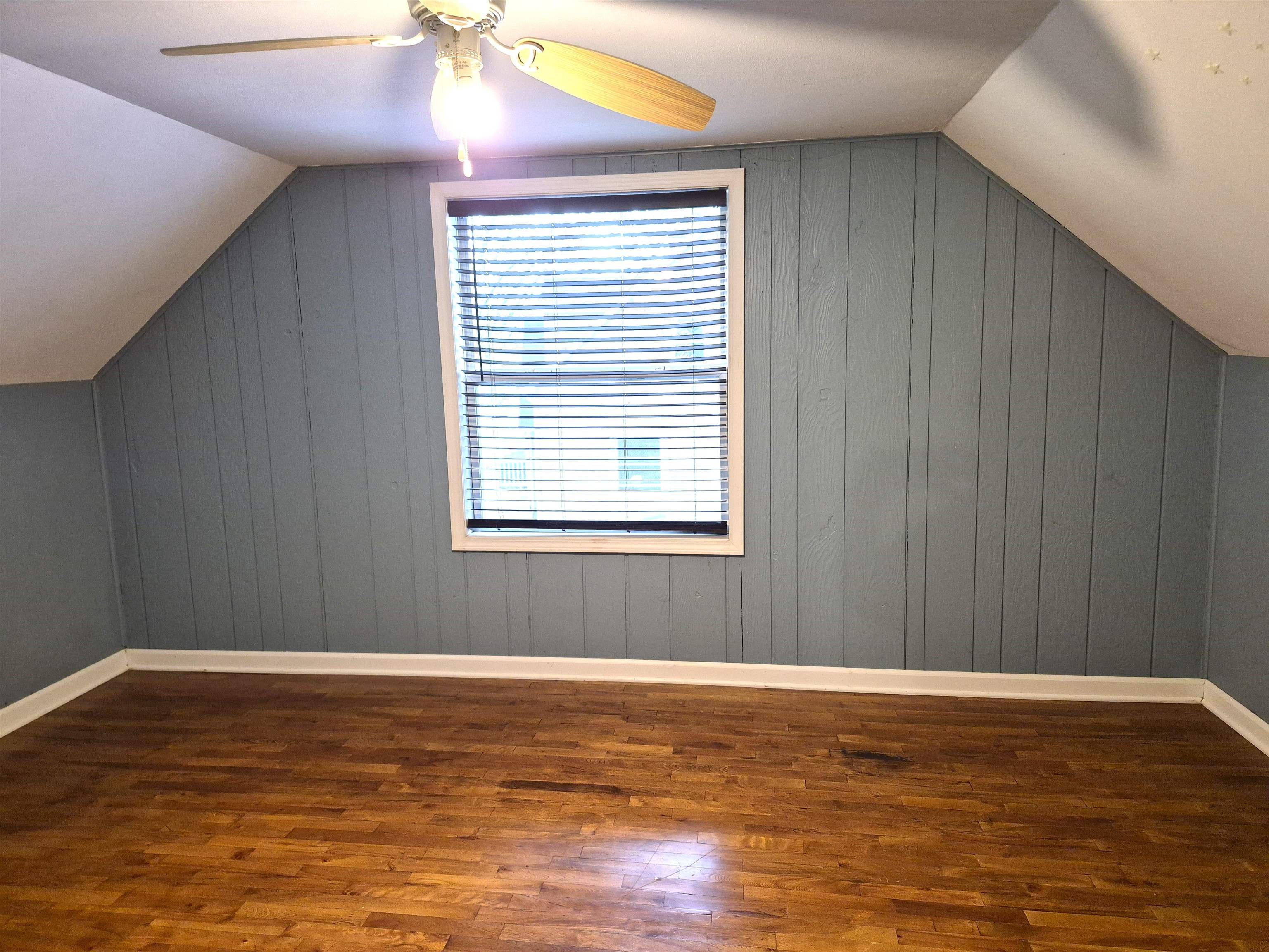 1008 S Clark Avenue Property Photo 21