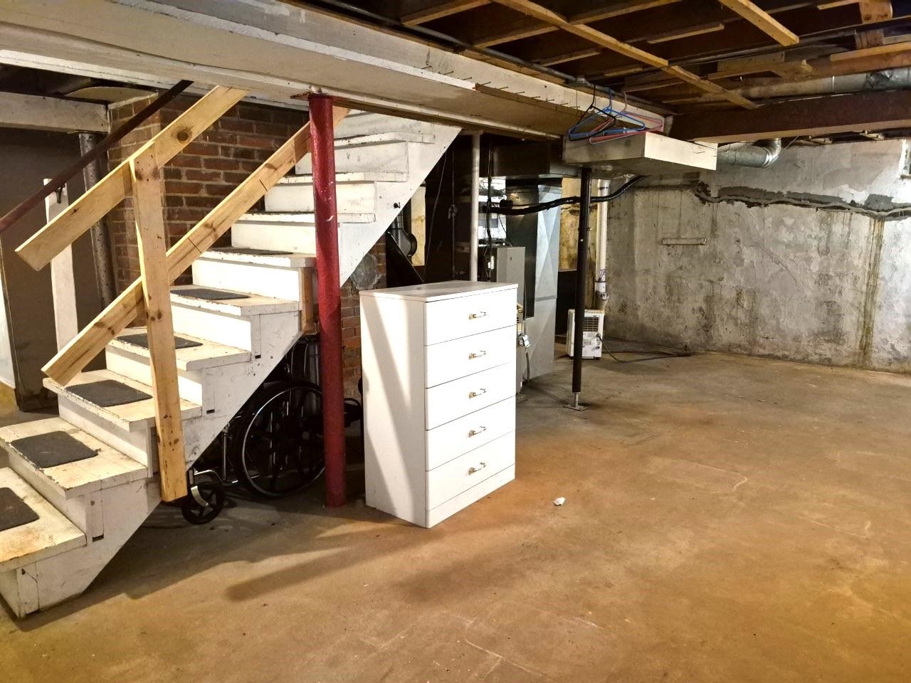1008 S Clark Avenue Property Photo 29