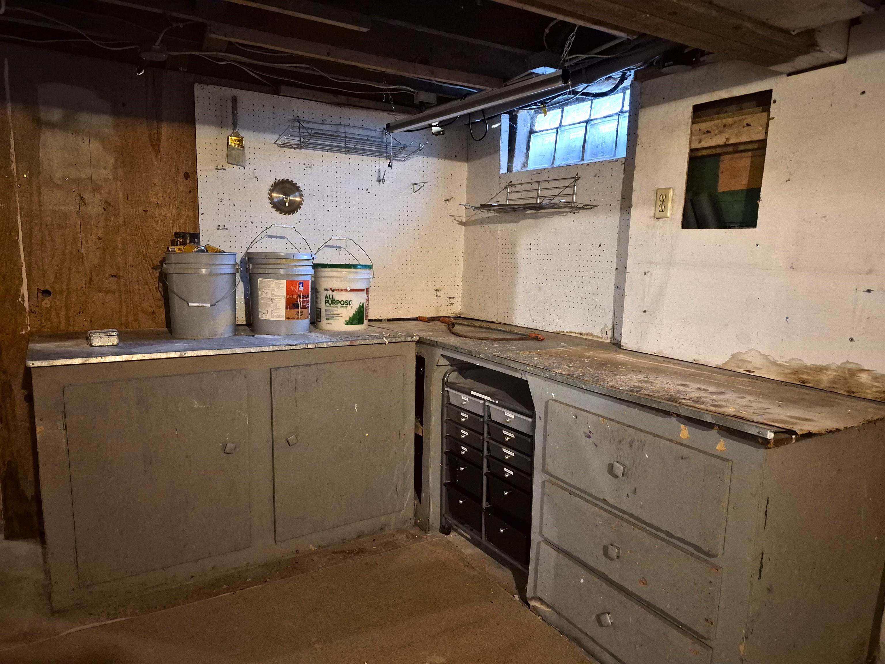 1008 S Clark Avenue Property Photo 30