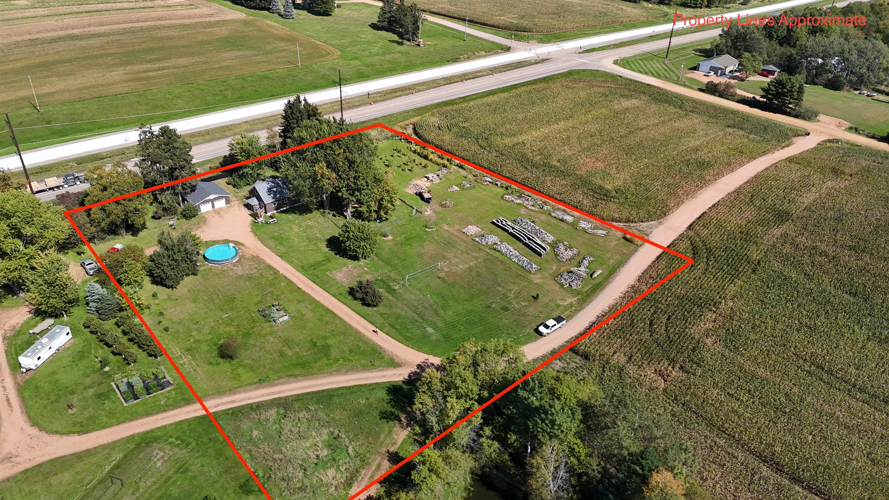 228670 Cardinal Lane Property Photo 6