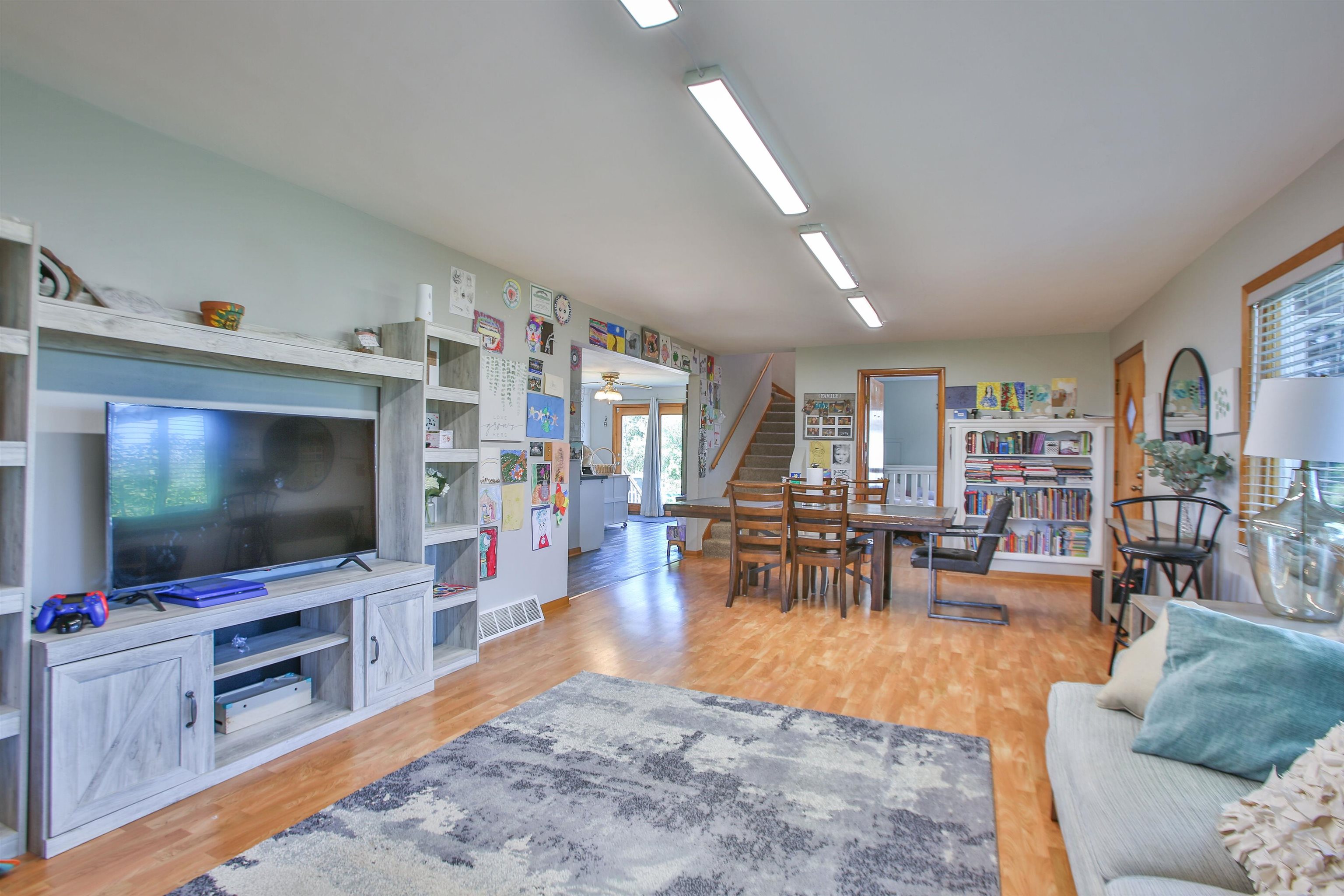 228670 Cardinal Lane Property Photo 12