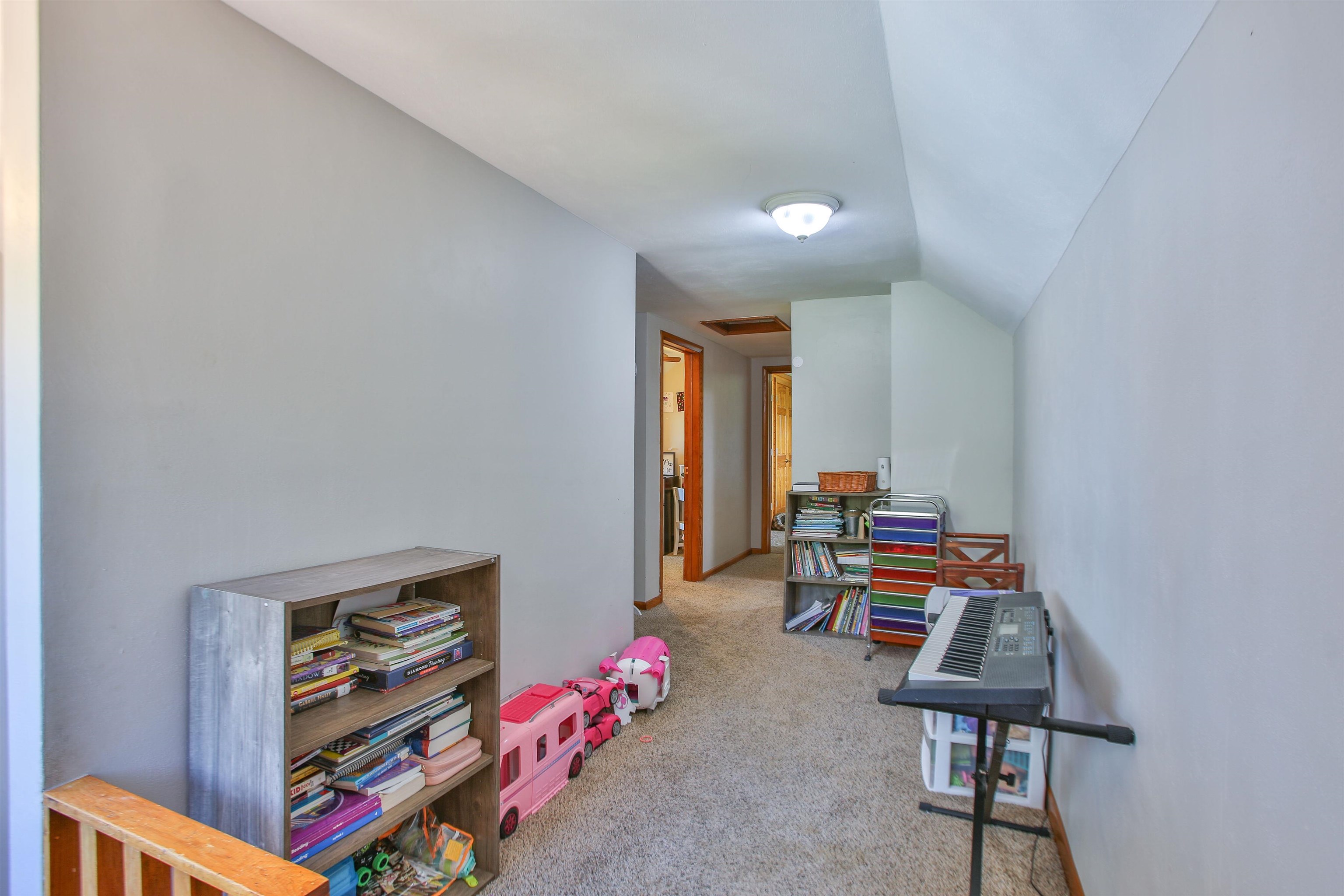 228670 Cardinal Lane Property Photo 21