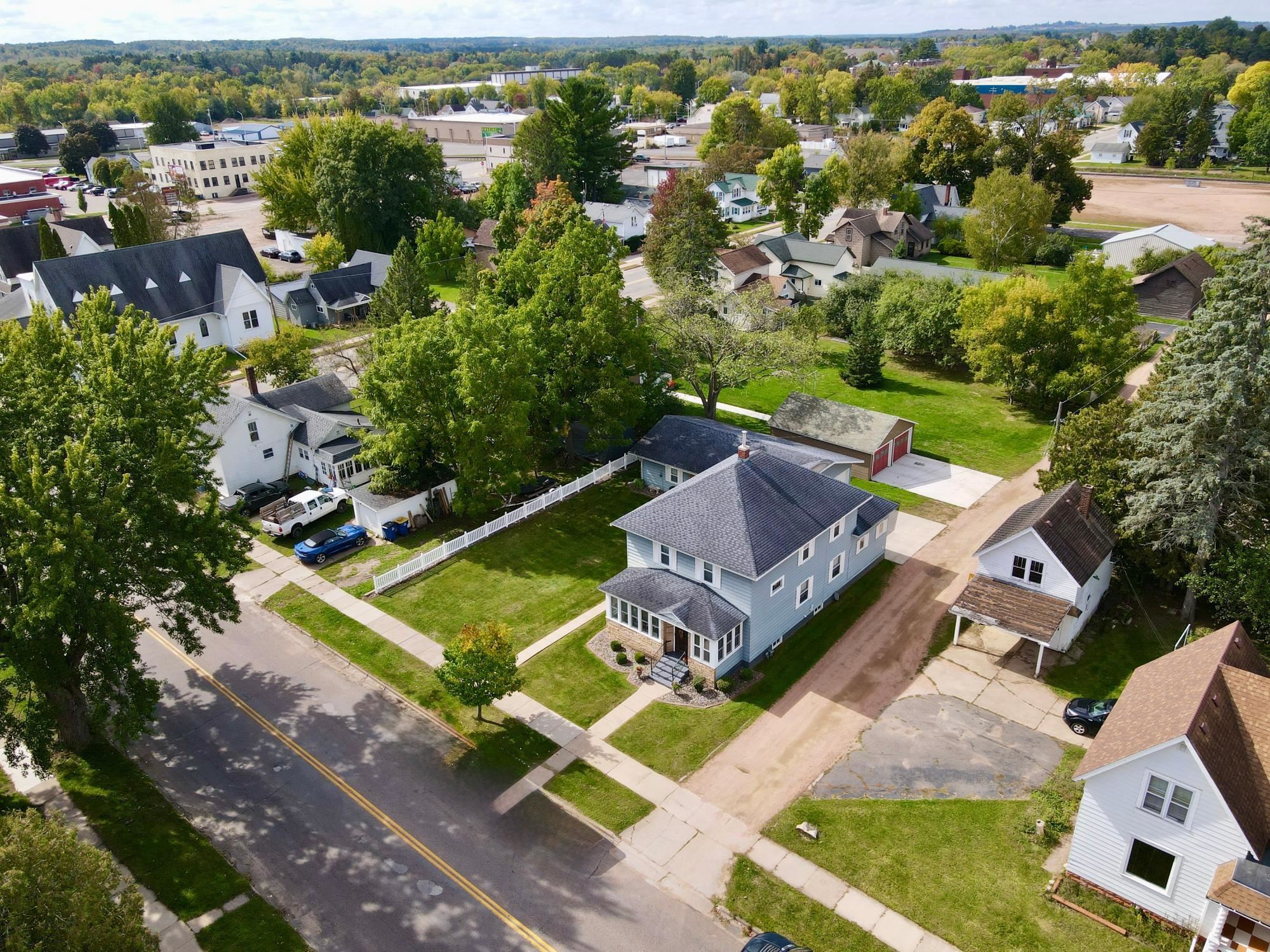 304 Pier Street Property Photo 1