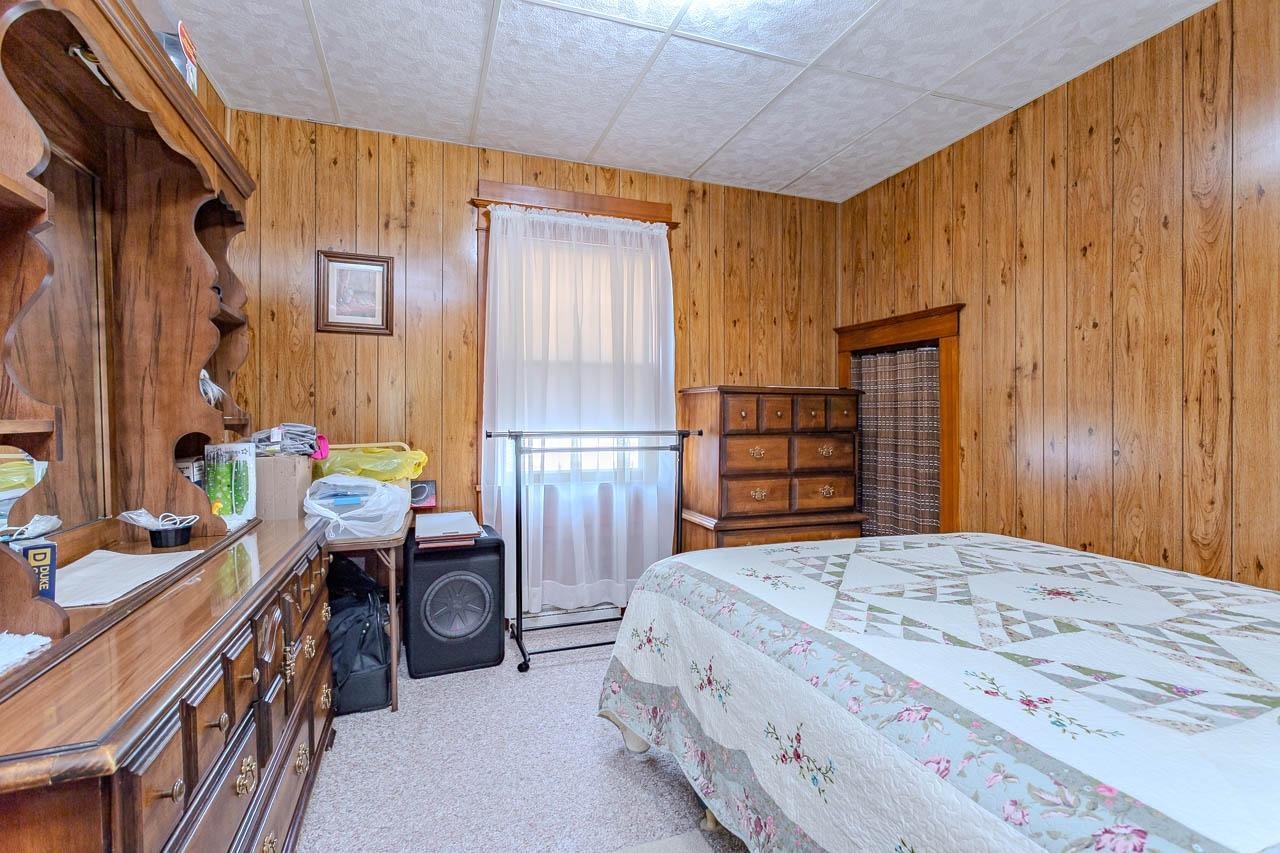 304 Pier Street Property Photo 12